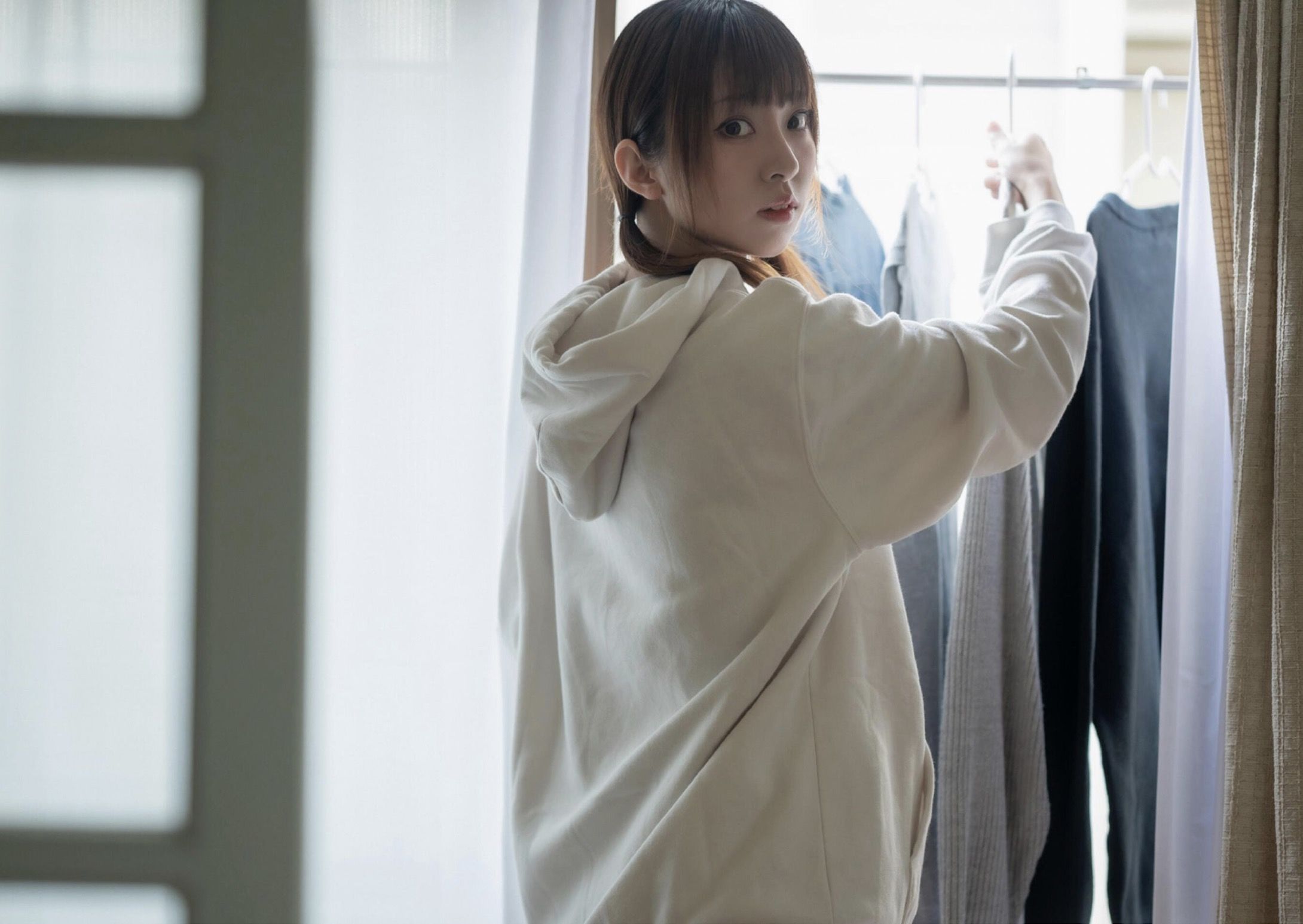 スカート を約100回めくれる本 vol.24 有川紗雪