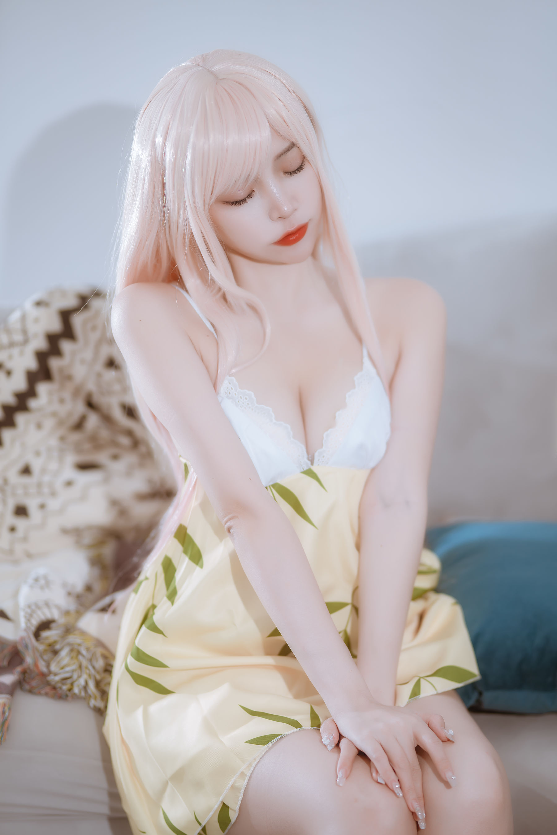 人气Coser 二佐Nisa - 海梦 睡衣