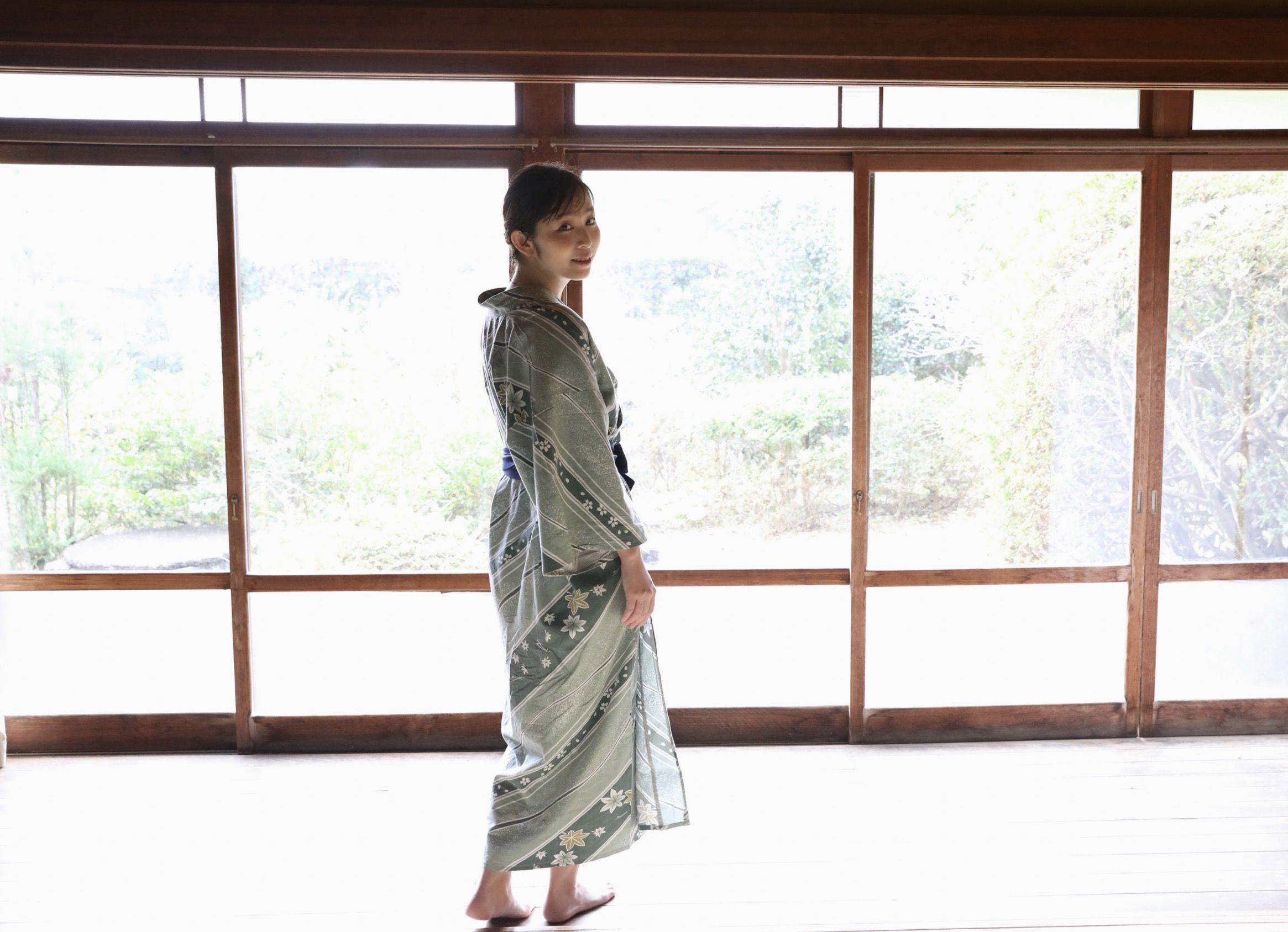 塩地美澄 一泊二日、わけありな旅 vol.3 完全版