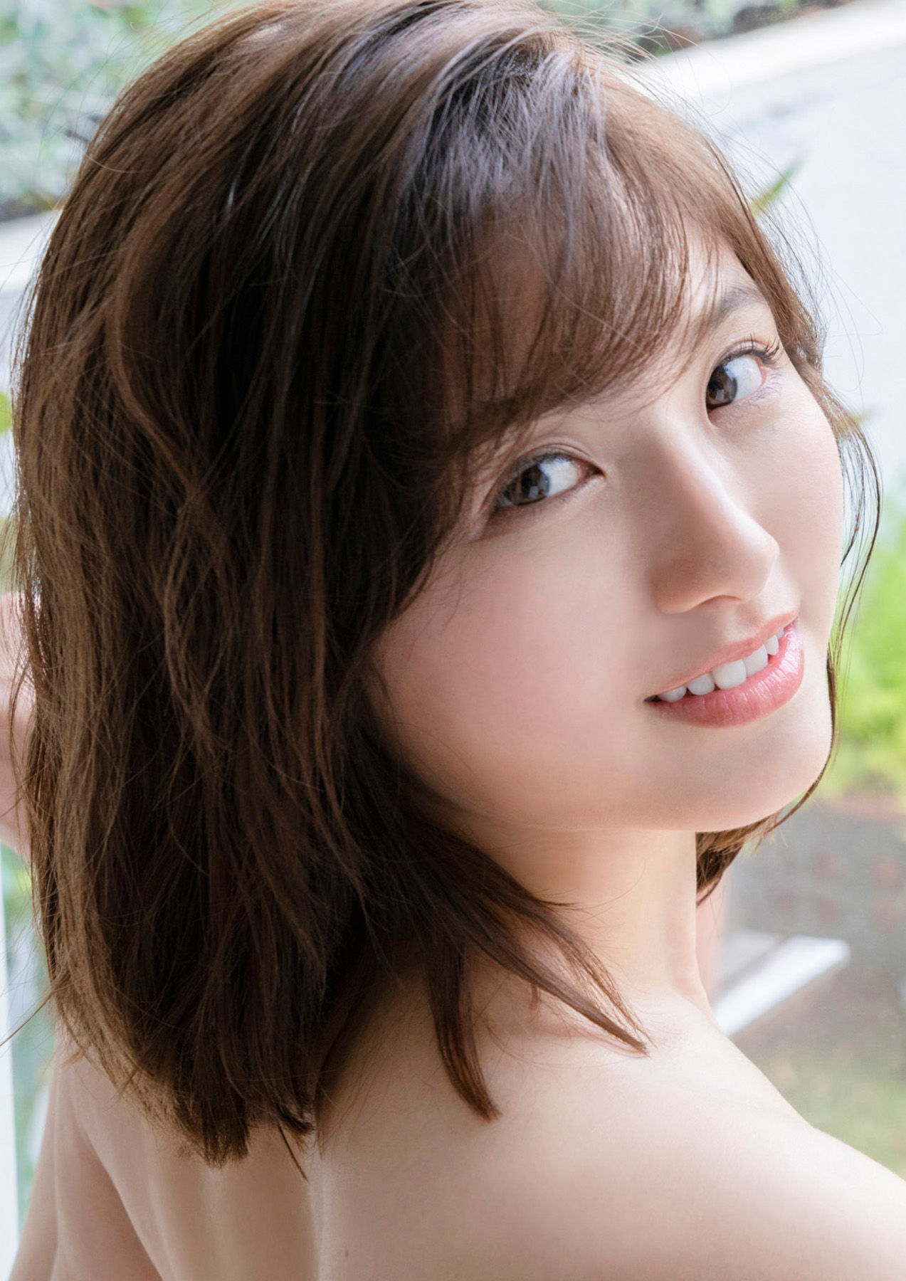 大和田南那「こっち見て、なーにゃ。」
