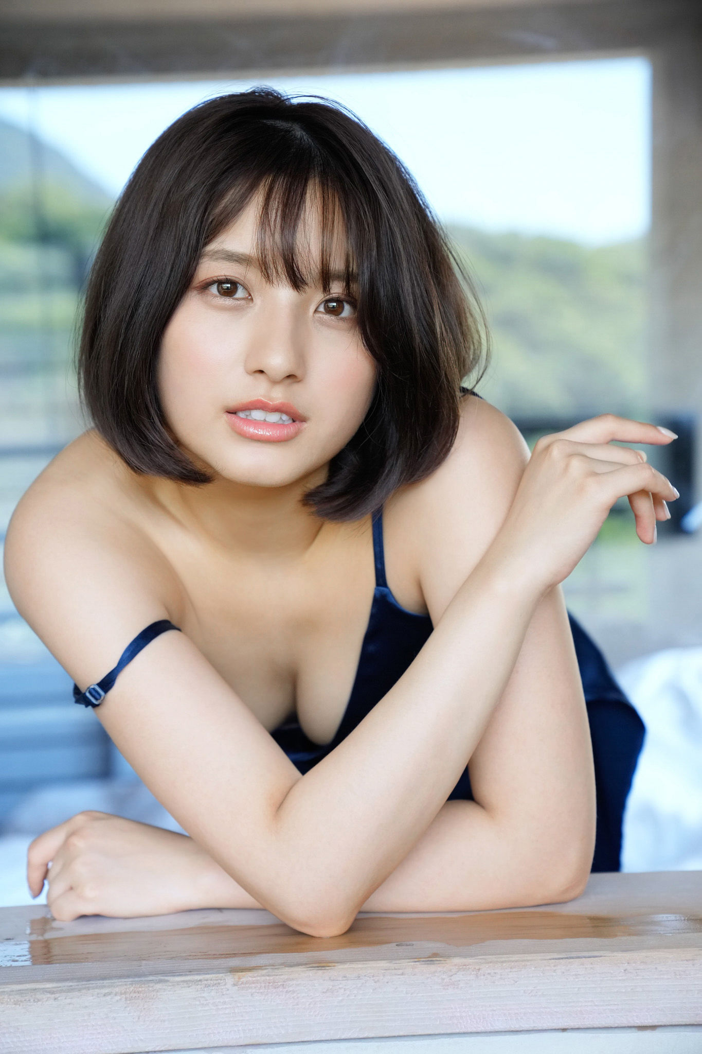 大和田南那「微熱の唇」