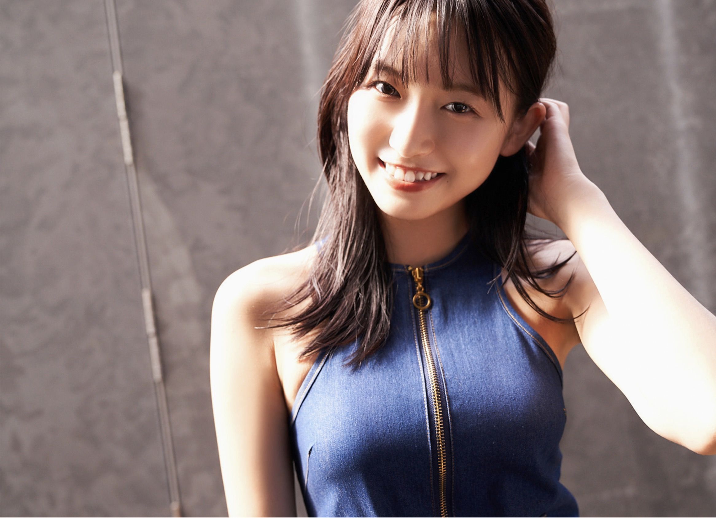 志田音々 現役女子大生の初ビキニ vol.3