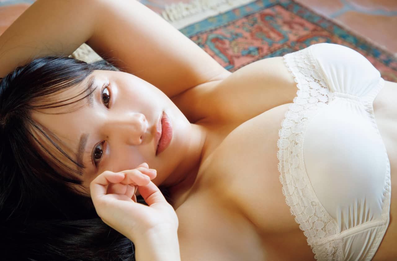 本郷柚巴 咲き誇れ。ずっと一緒だ
