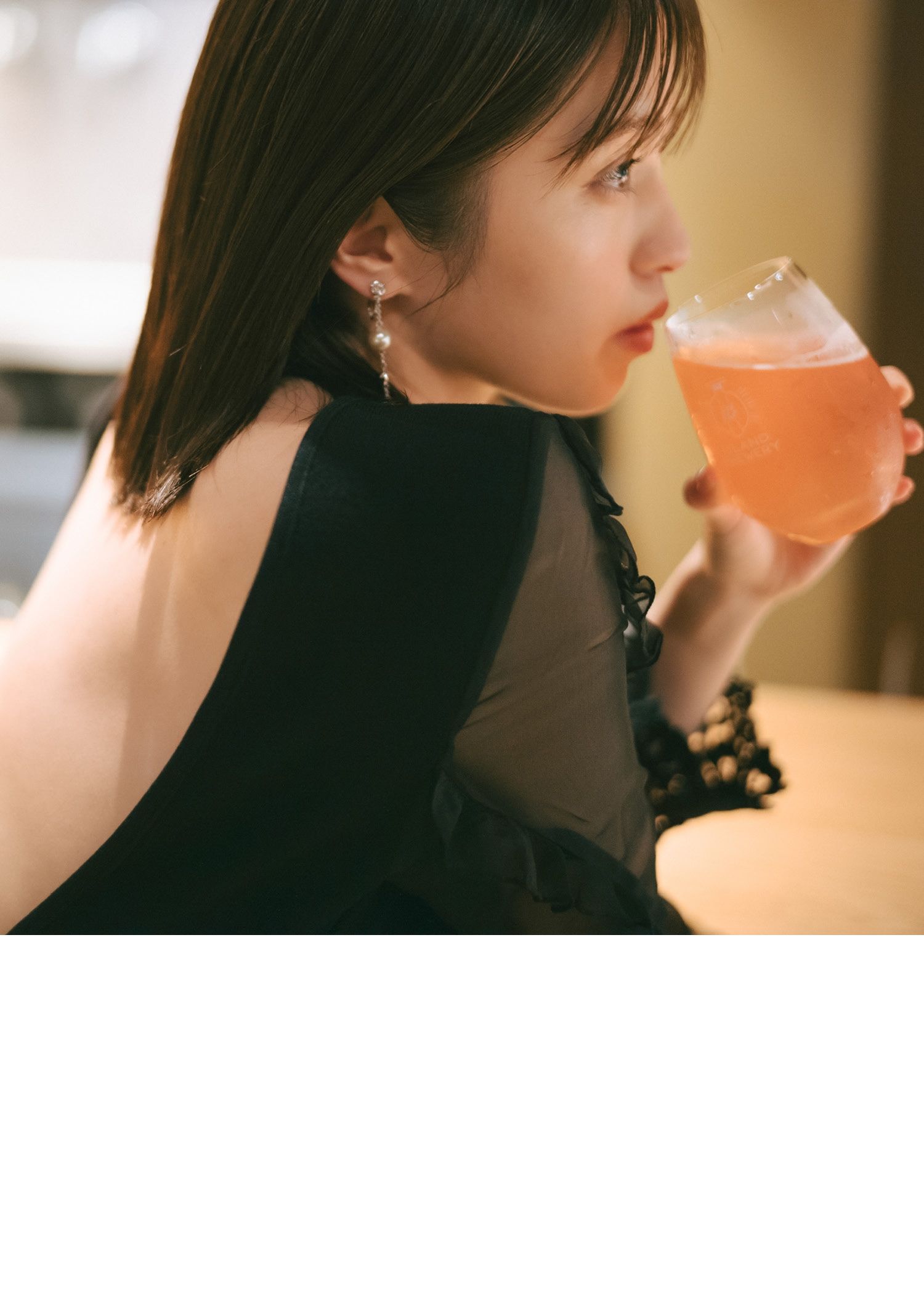 村島未悠 写真集「手を伸ばせば…」