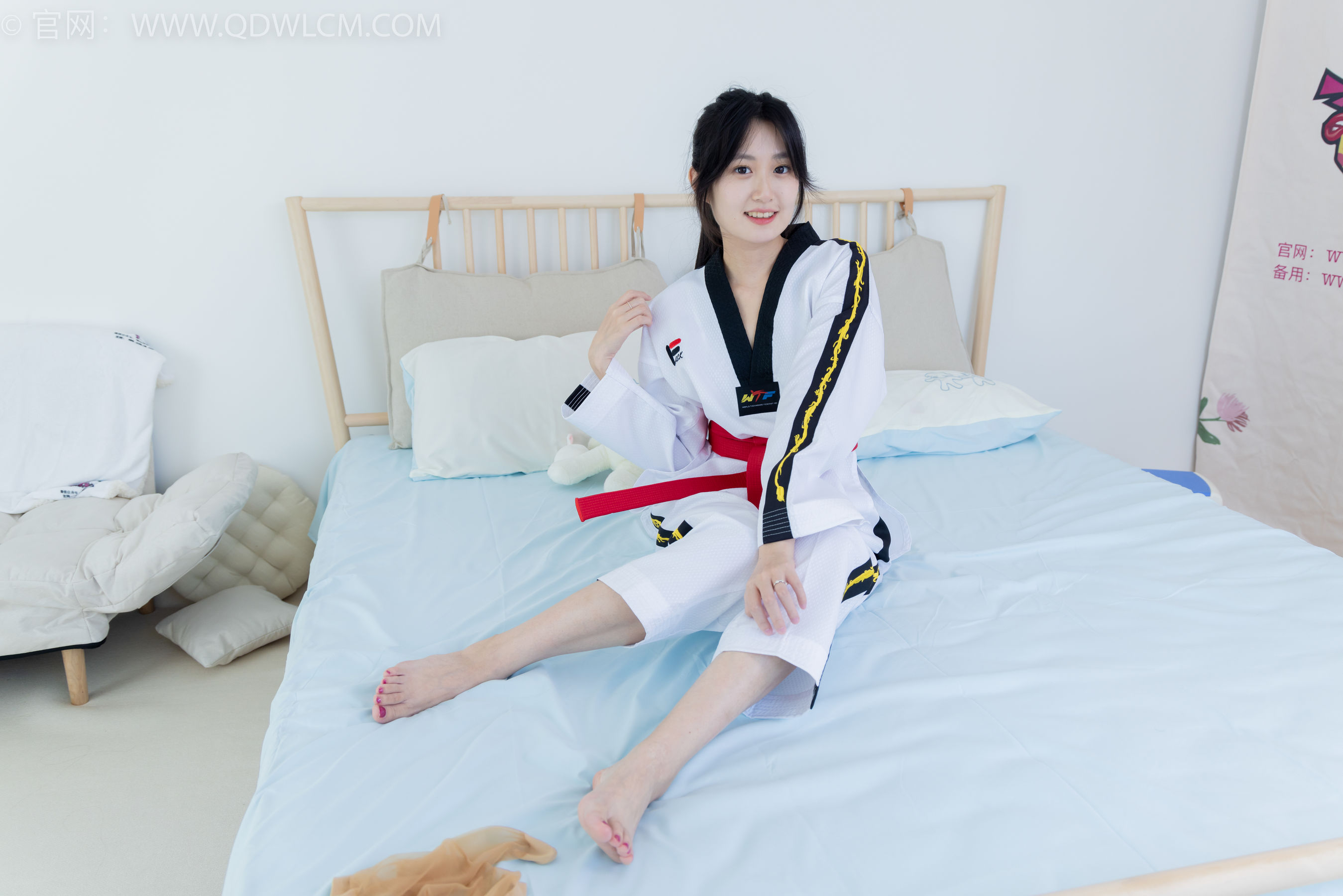 物恋传媒 No.1726 小敏 - 爱的抛物线