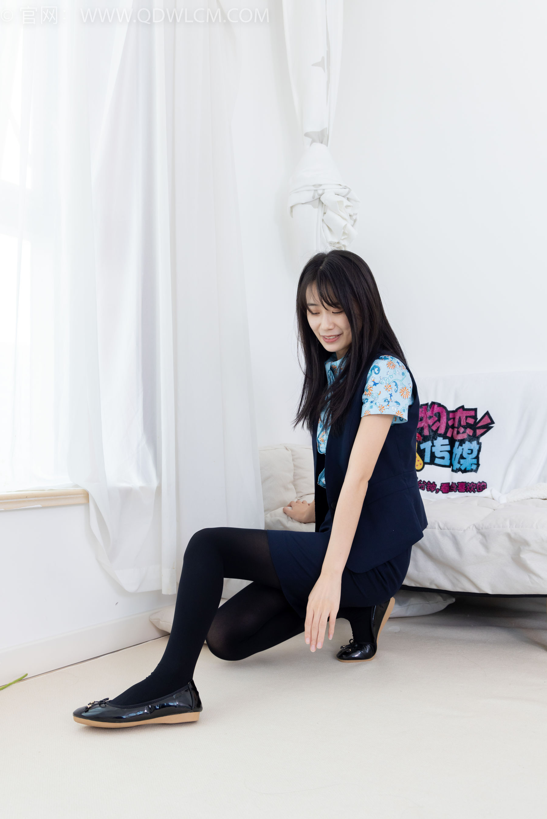 物恋传媒 NO.1747 菜菜 - 月光下的人鱼