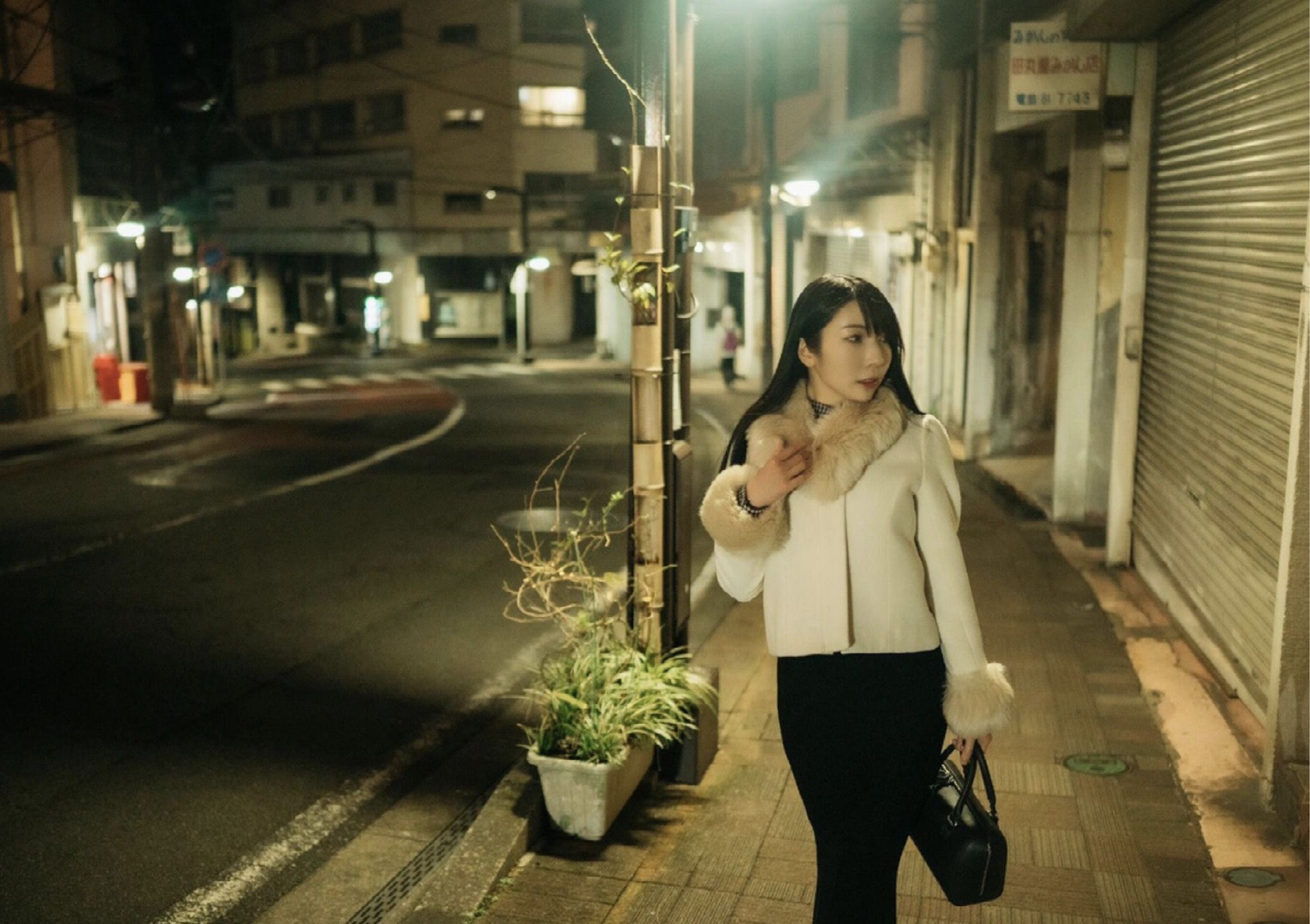 百瀬菜月 写真集 熱情夜