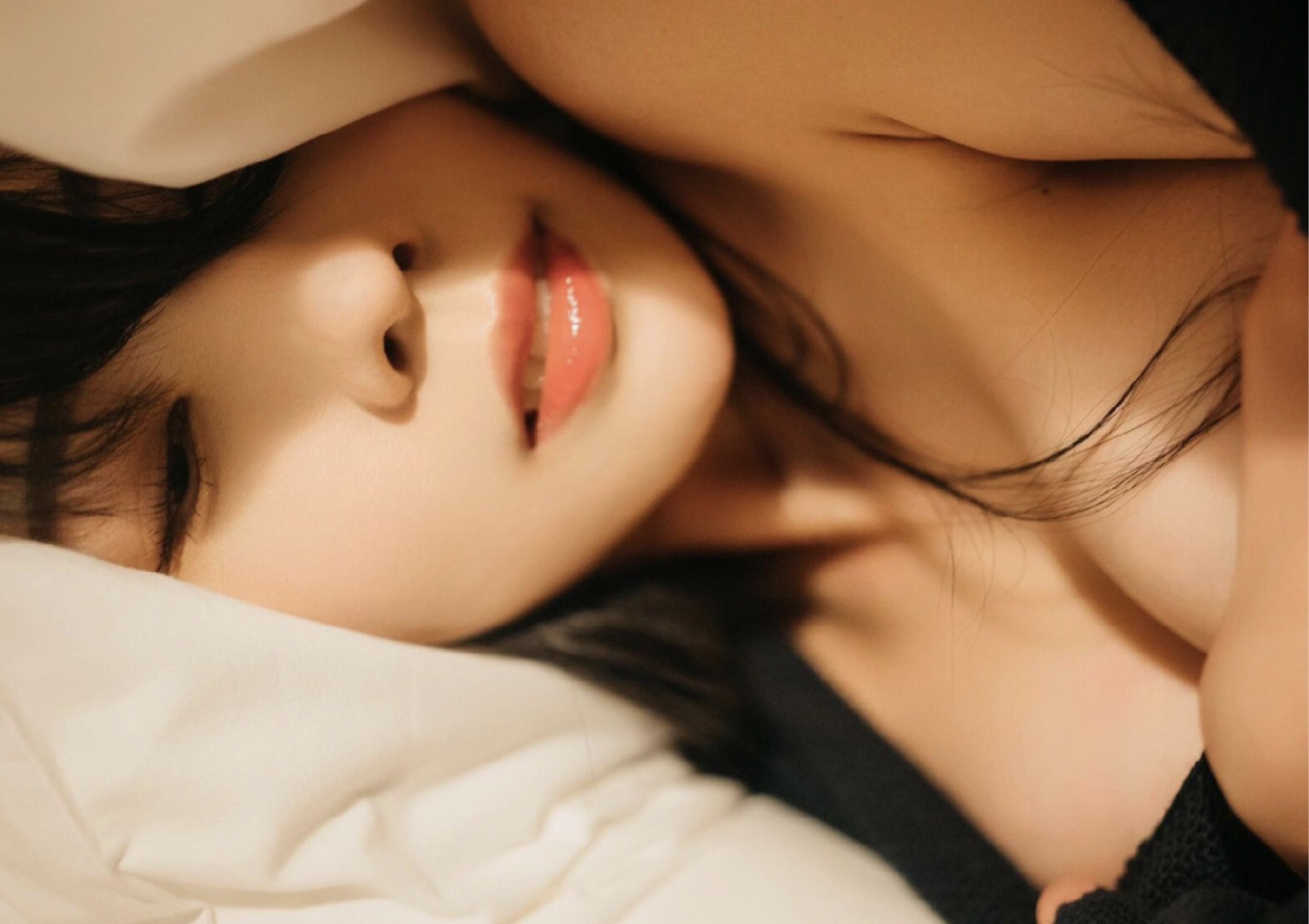 百瀬菜月 写真集 熱情夜