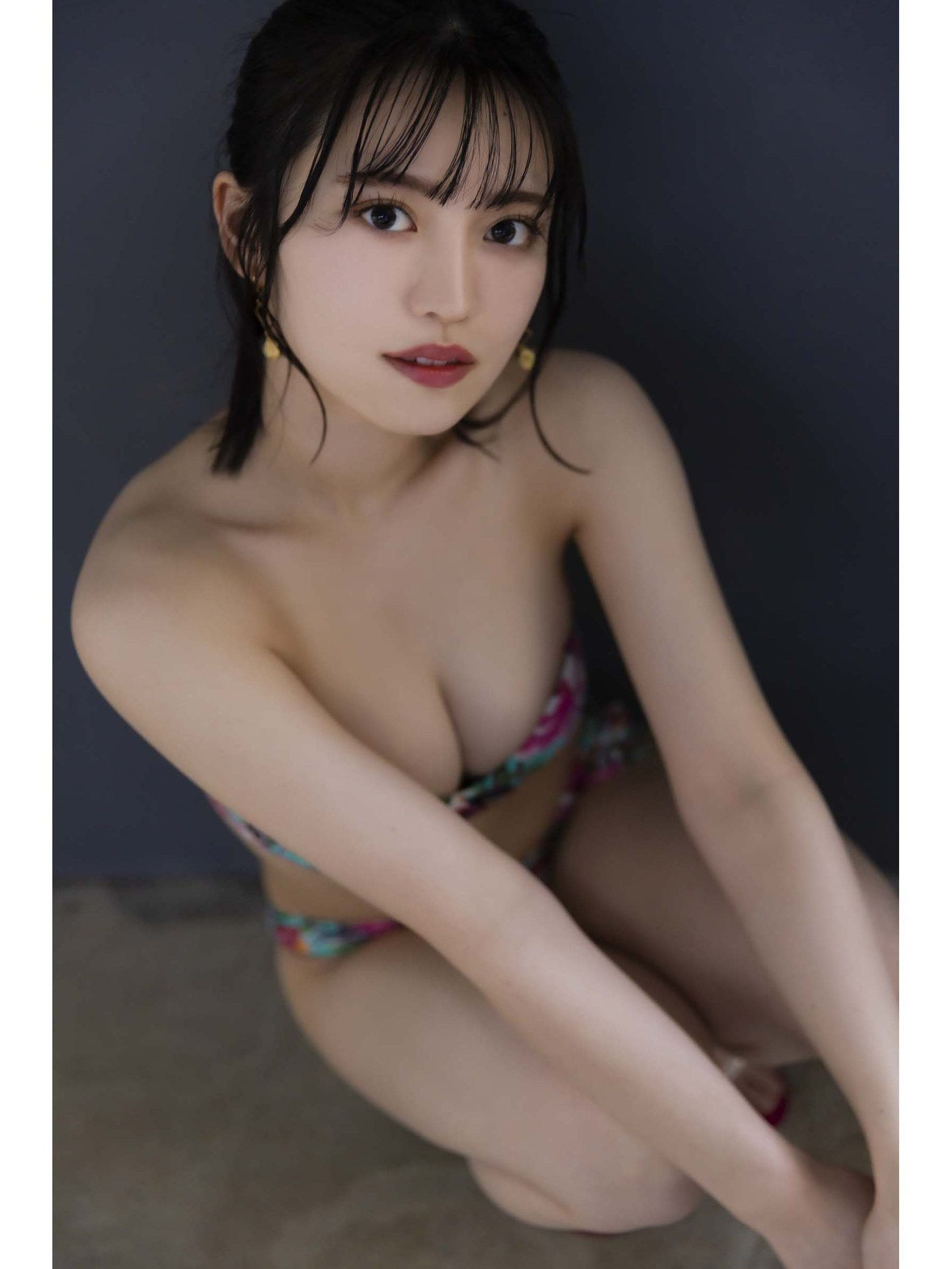石浜芽衣 デジタル写真集 スタートダッシュ
