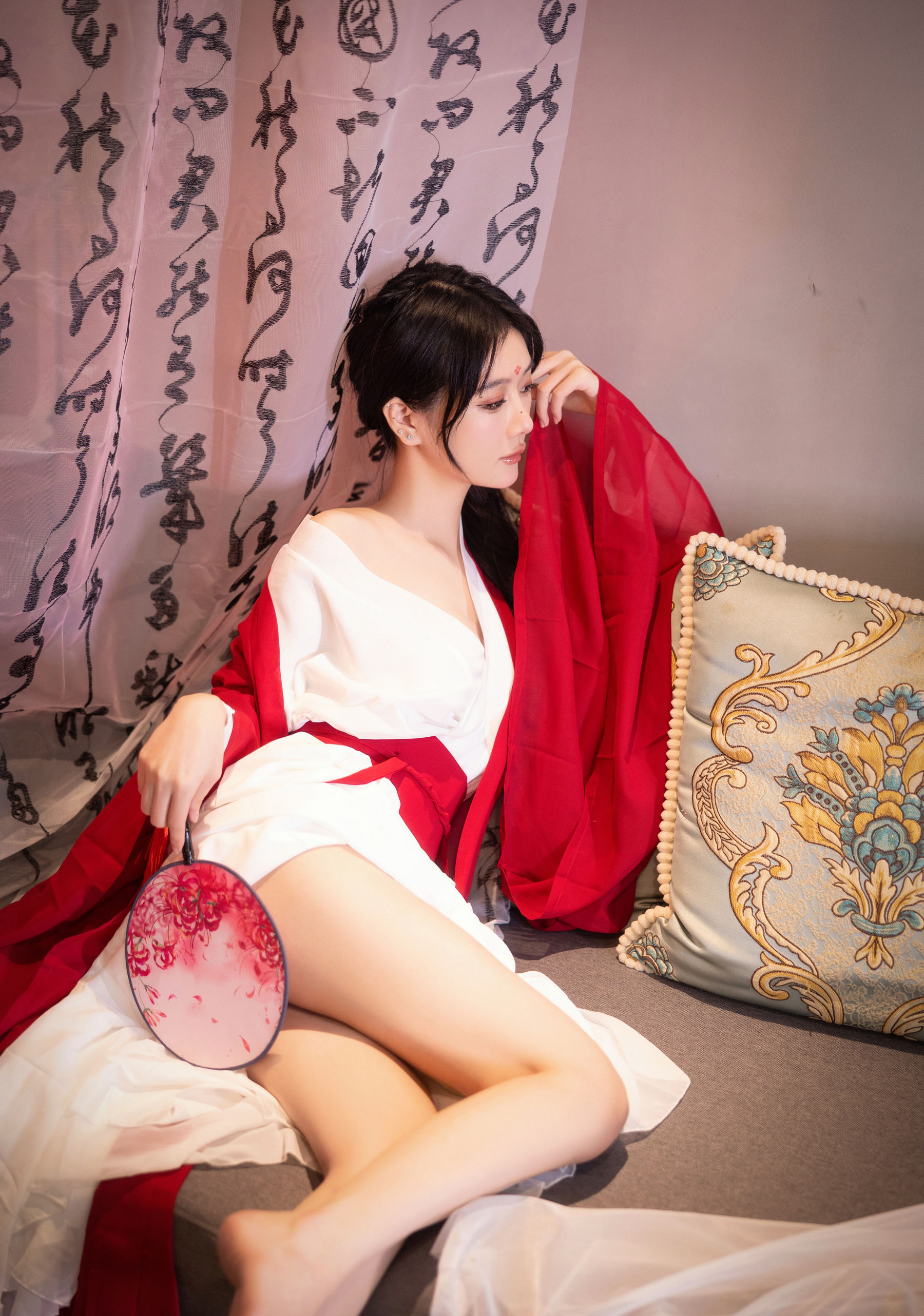 谢小蒽 古风长笛写真