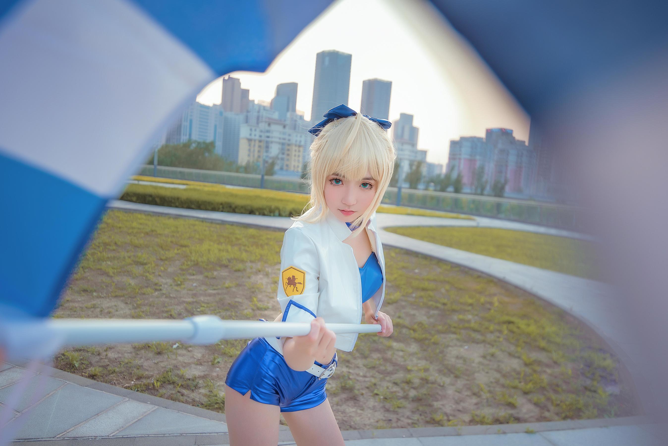 这个泡泡就是逊啦 - 阿尔托莉雅赛车服