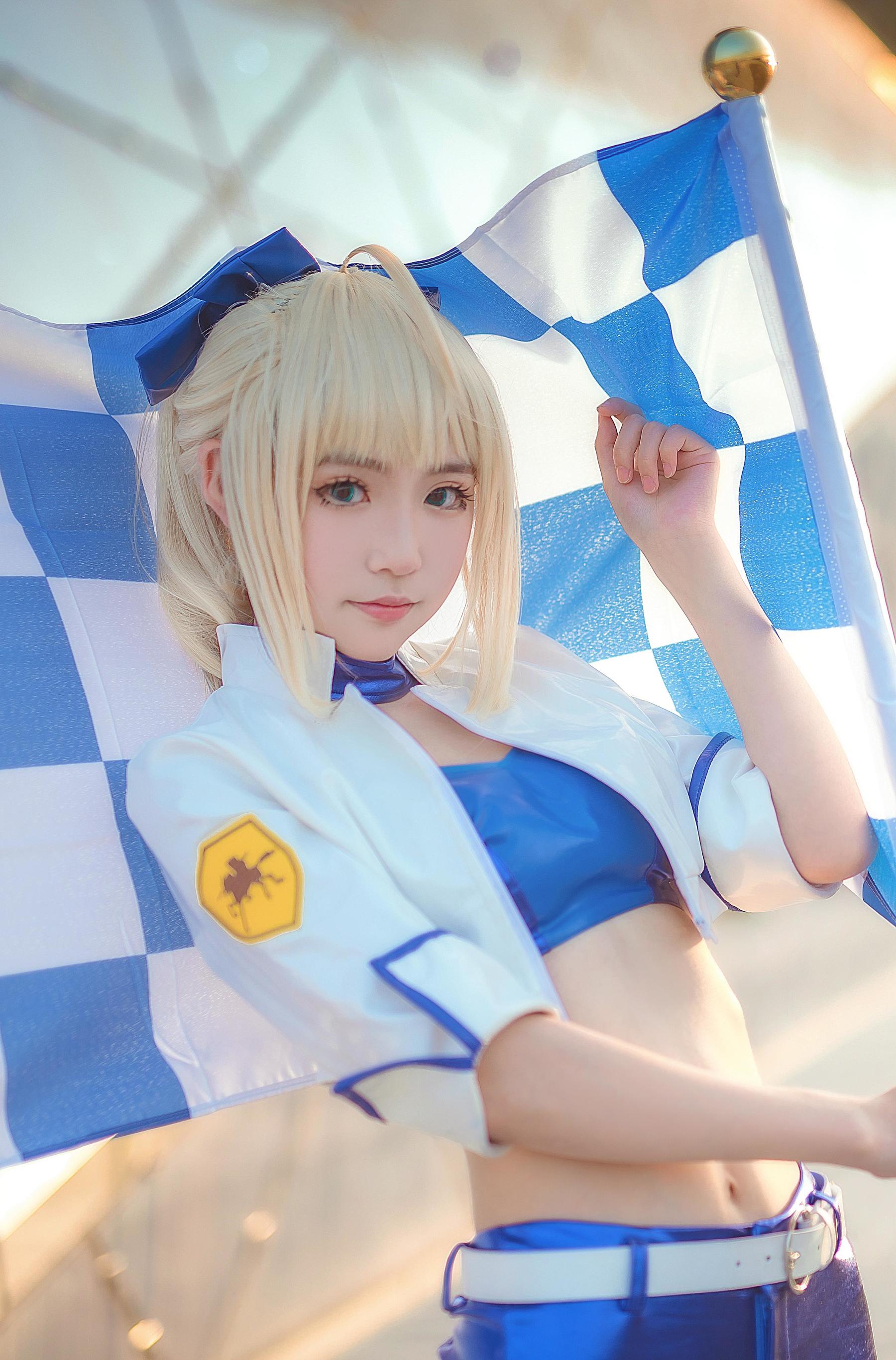 这个泡泡就是逊啦 - 阿尔托莉雅赛车服