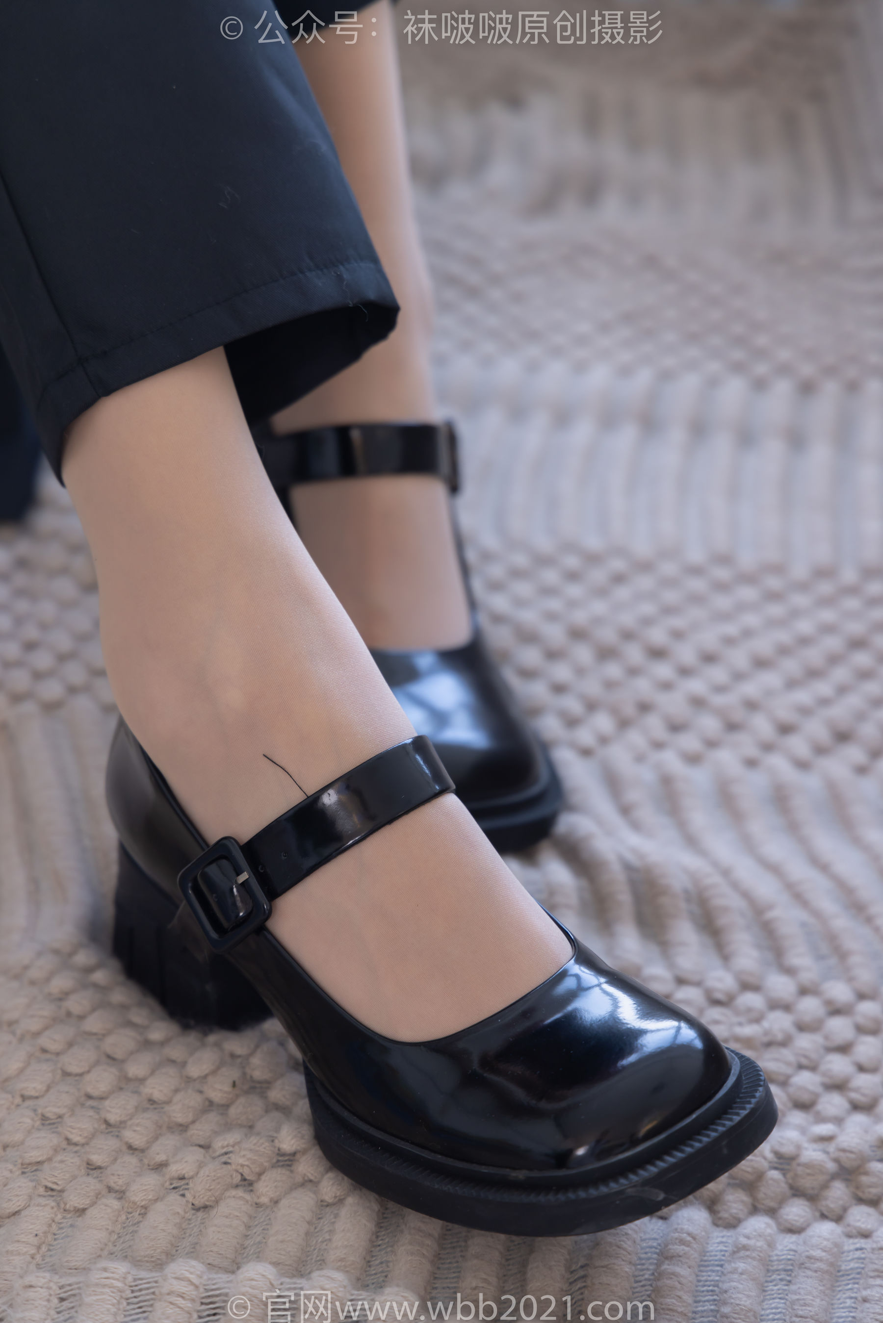 BoBoSocks袜啵啵 No.302 小甜豆&稚予 -三双皮鞋、板鞋、黑丝、两双肉丝、裤里丝