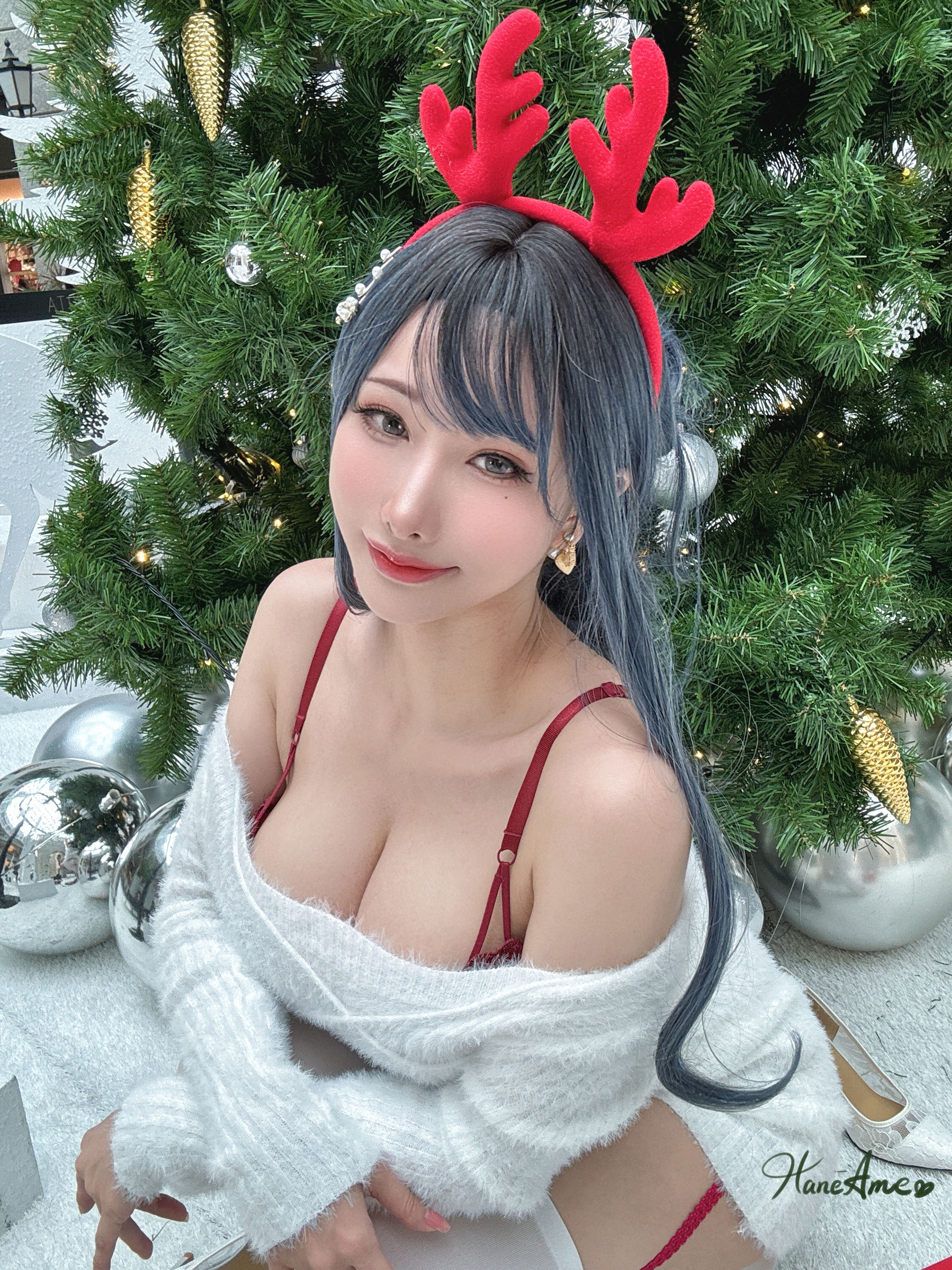Hane Ame 雨波写真 - Original 2023 White Christmas Moose Onesan