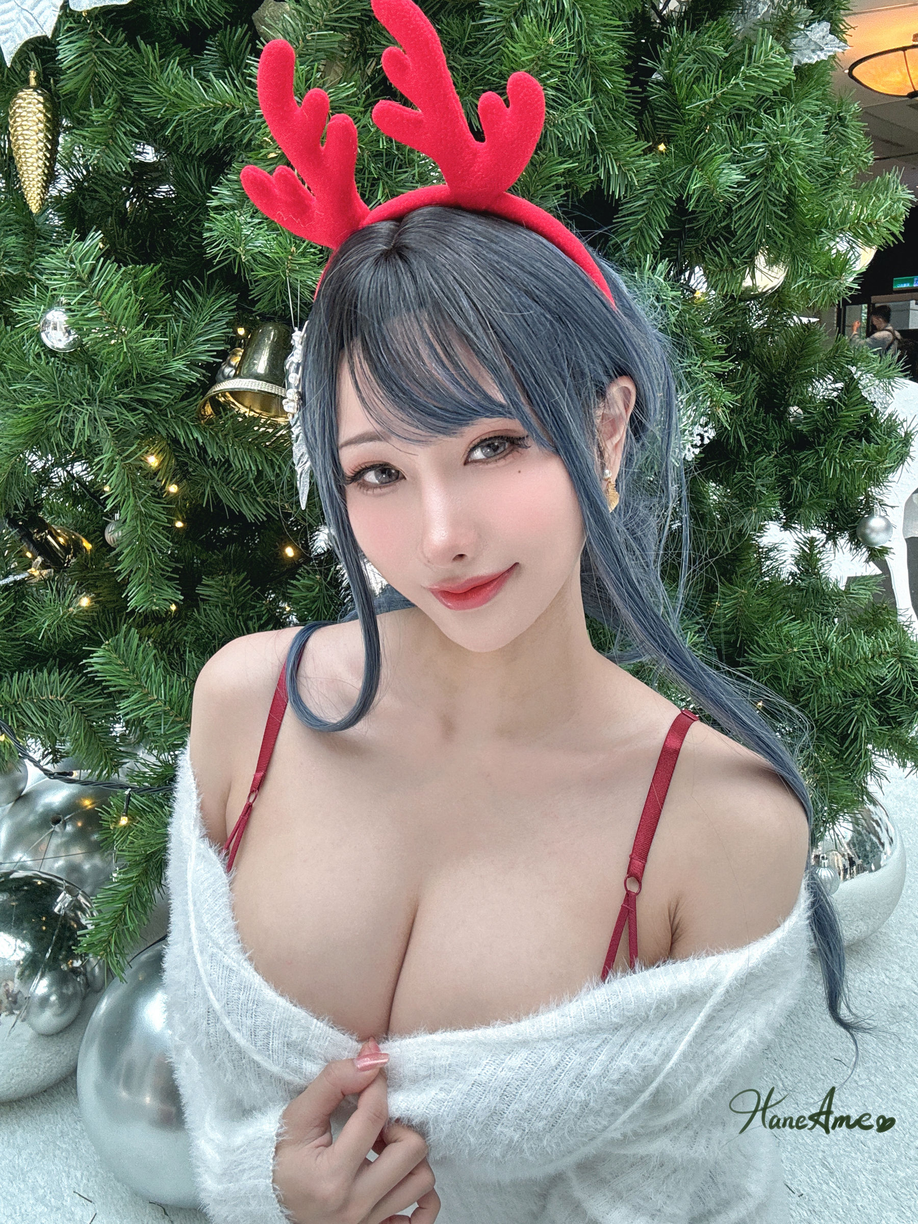 Hane Ame 雨波写真 - Original 2023 White Christmas Moose Onesan