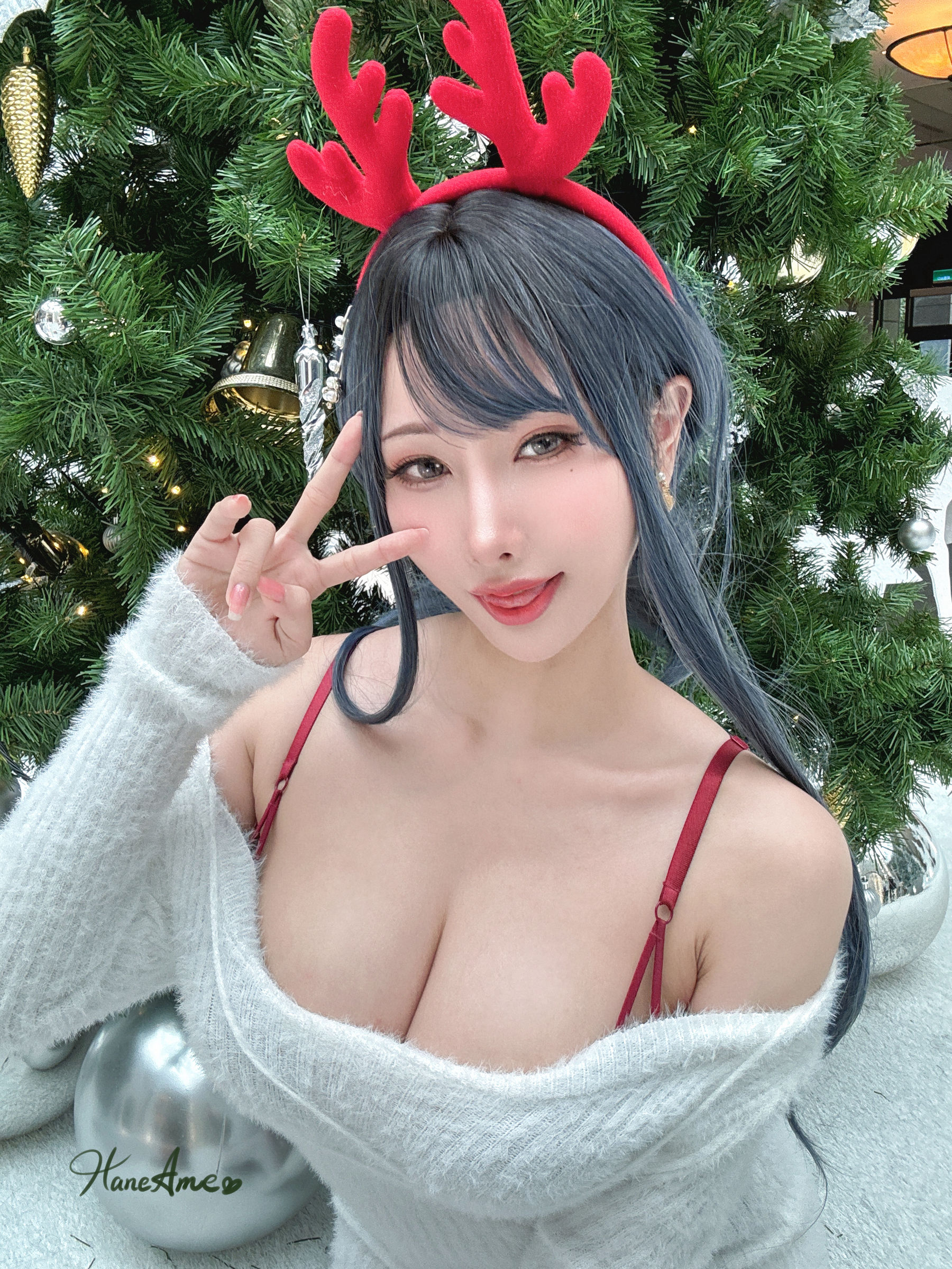 Hane Ame 雨波写真 - Original 2023 White Christmas Moose Onesan