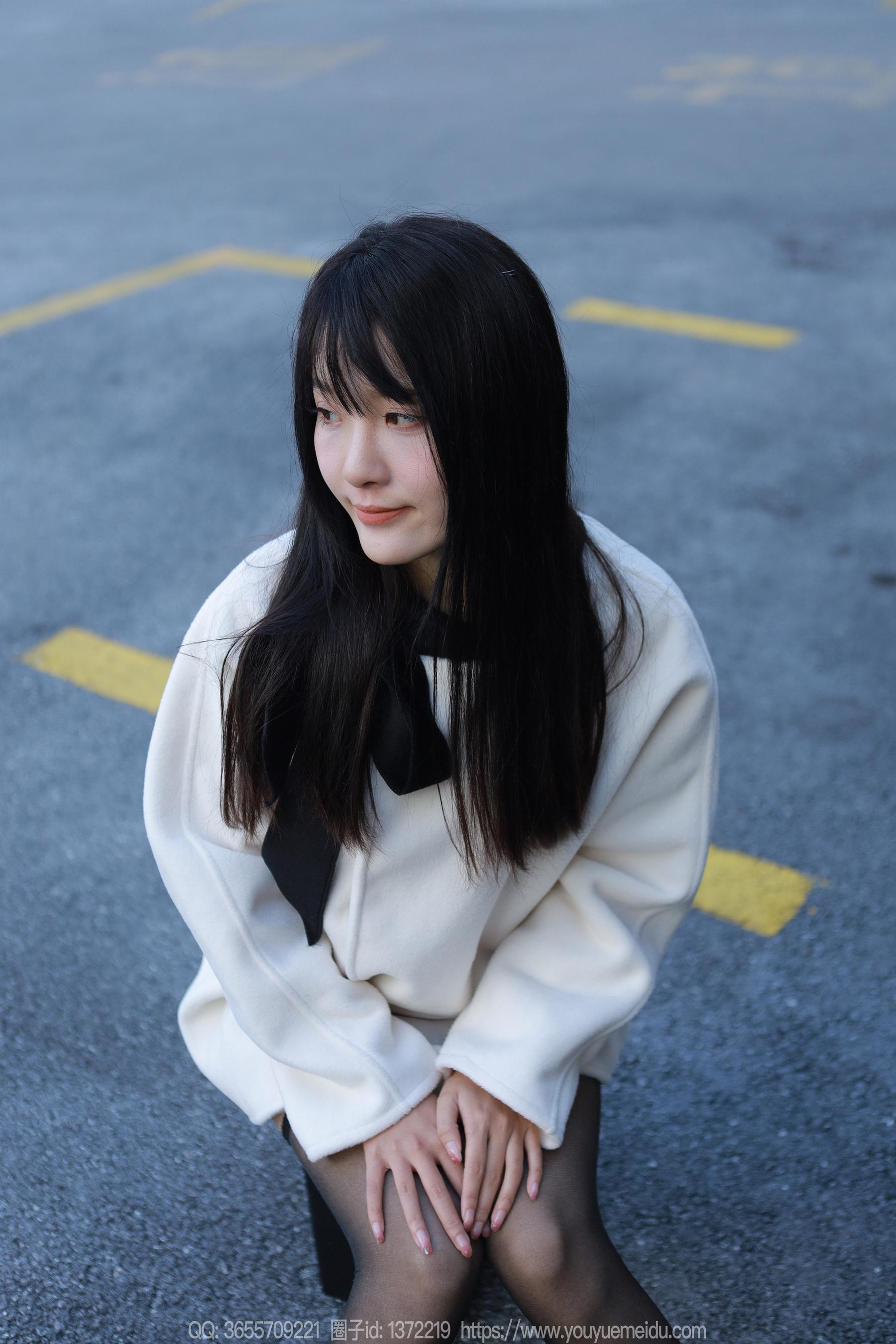 IESS异思趣向 - 模特： 婉萍 《户外音乐》