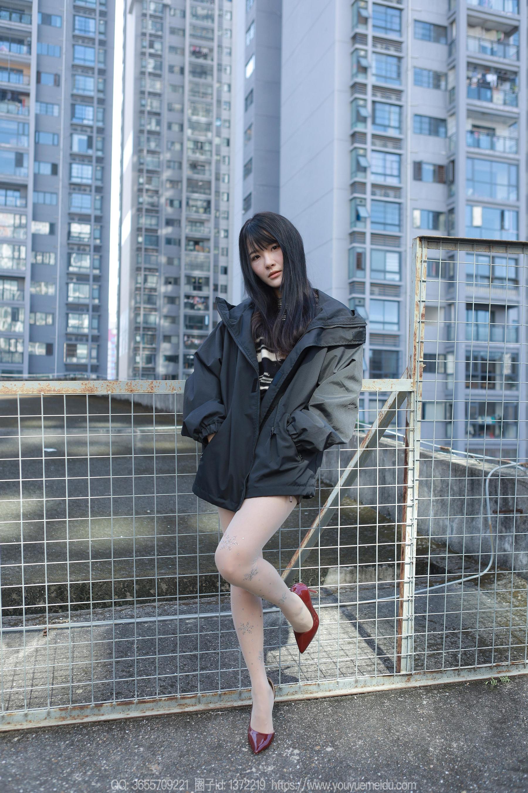 IESS异思趣向 - 模特： 婉萍 《晒晒太阳》