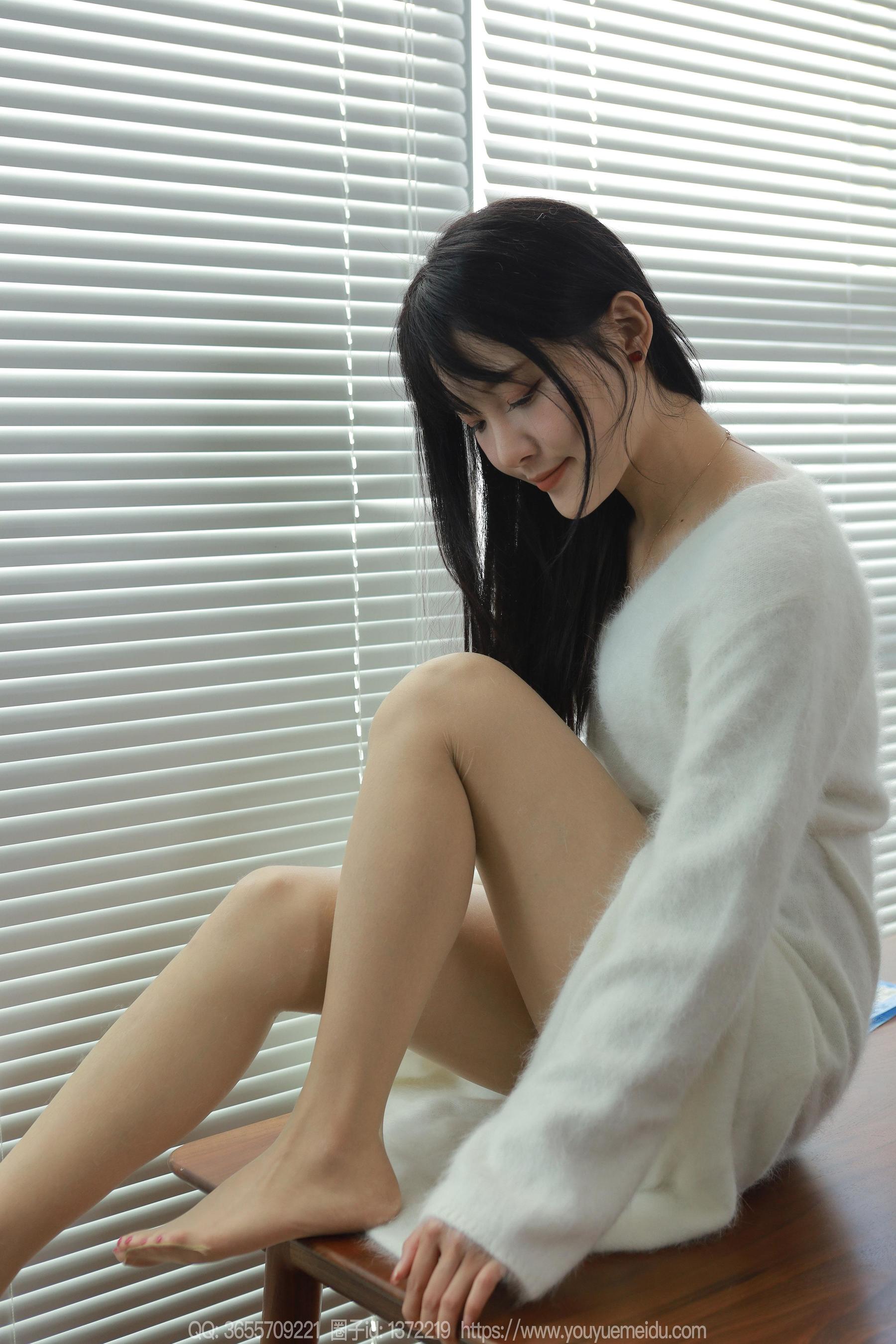 IESS异思趣向 - 模特： 婉萍 《白月光（上）》