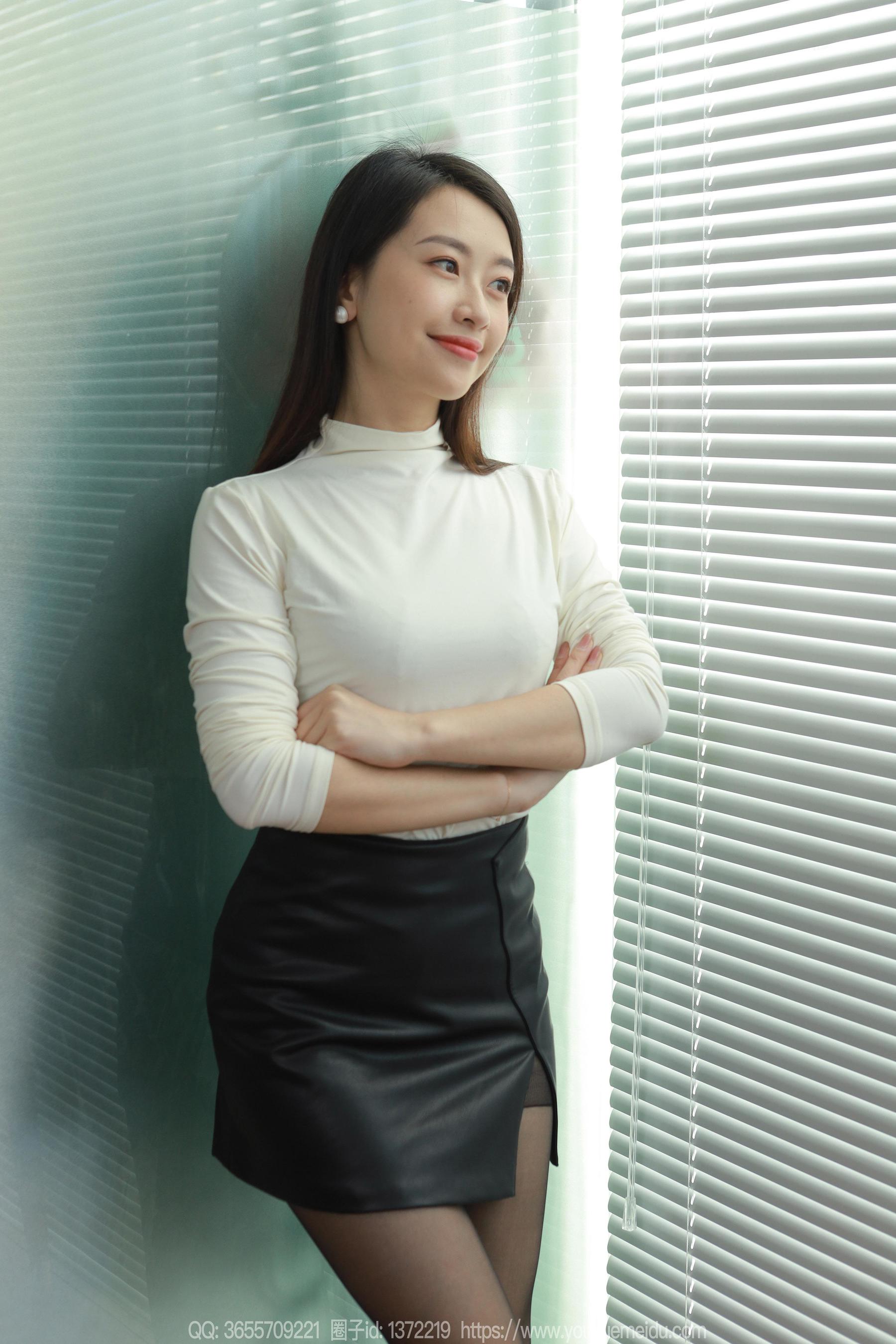 IESS异思趣向 - 模特： 小婕 《工作白加黑》