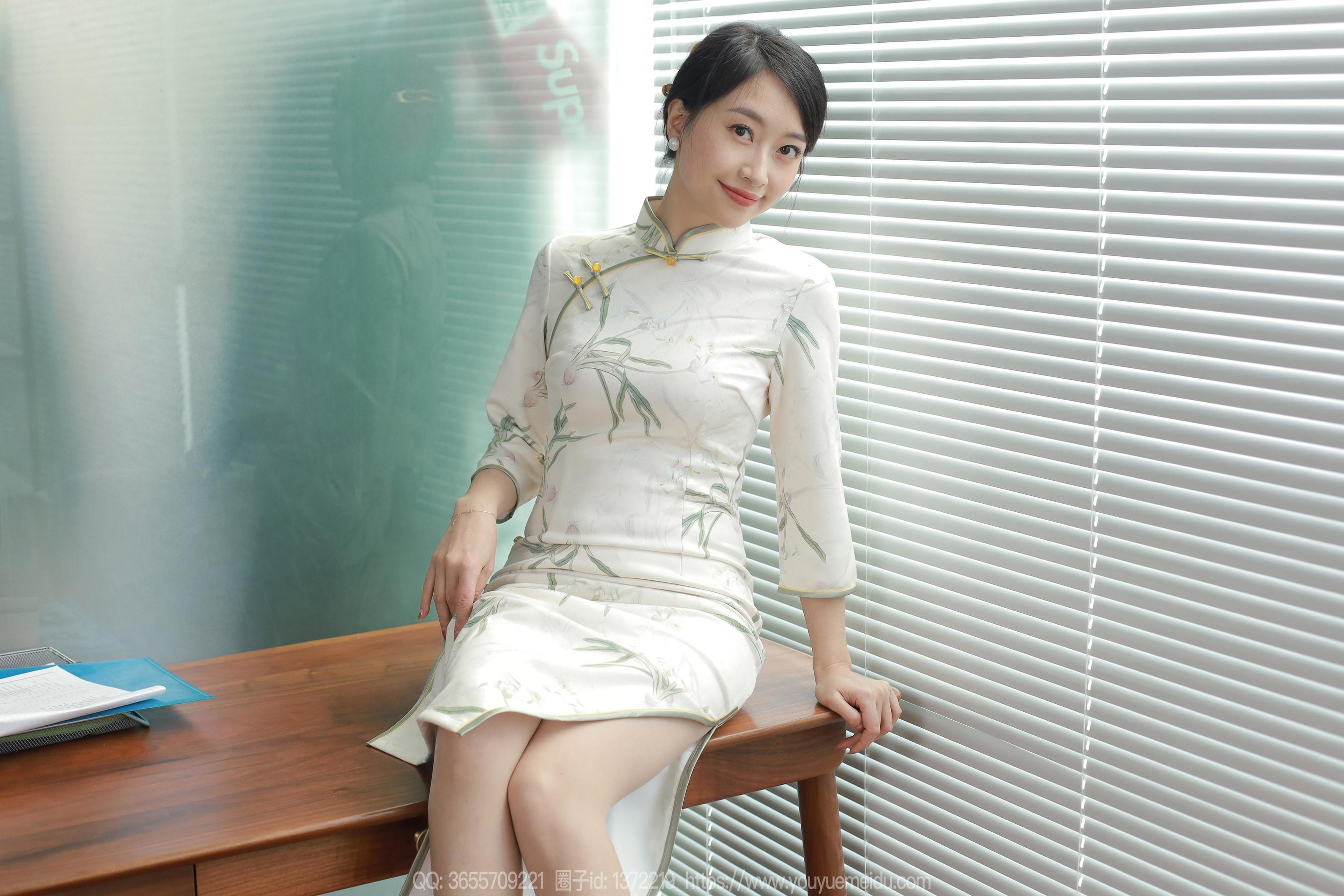 IESS异思趣向 - 模特： 小婕 《温柔似玉》