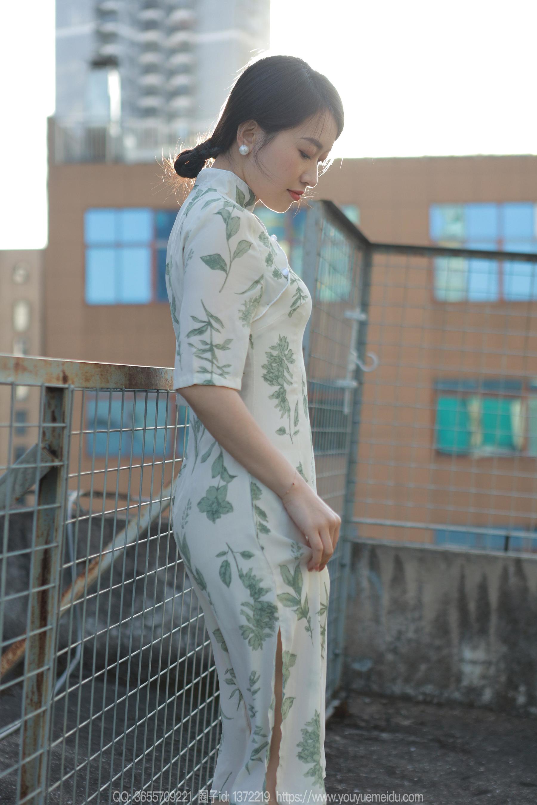 IESS异思趣向 - 模特： 小婕 《薄如蝉翼》