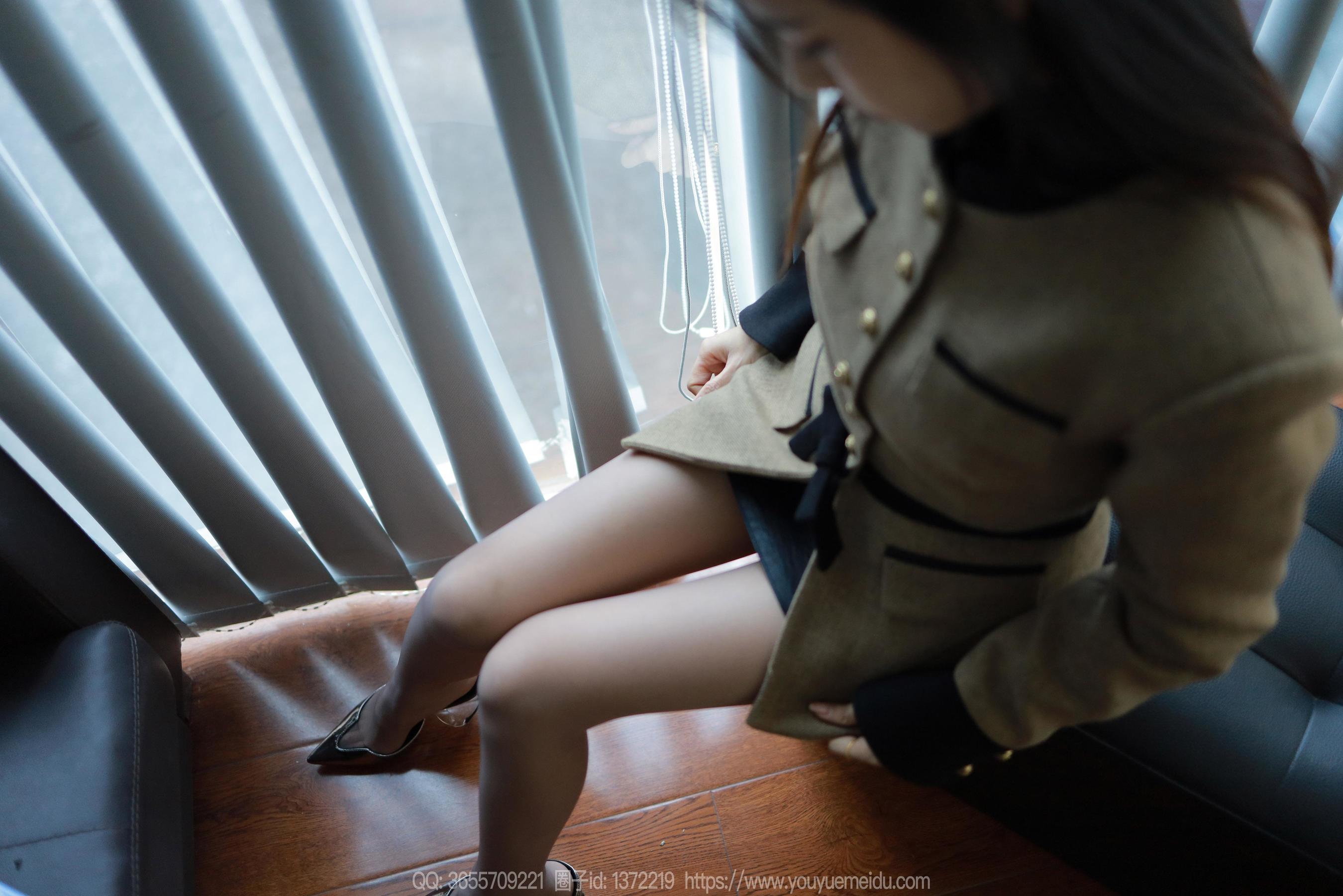 IESS异思趣向 - 模特： 美子 《礼服灰斯（上）》