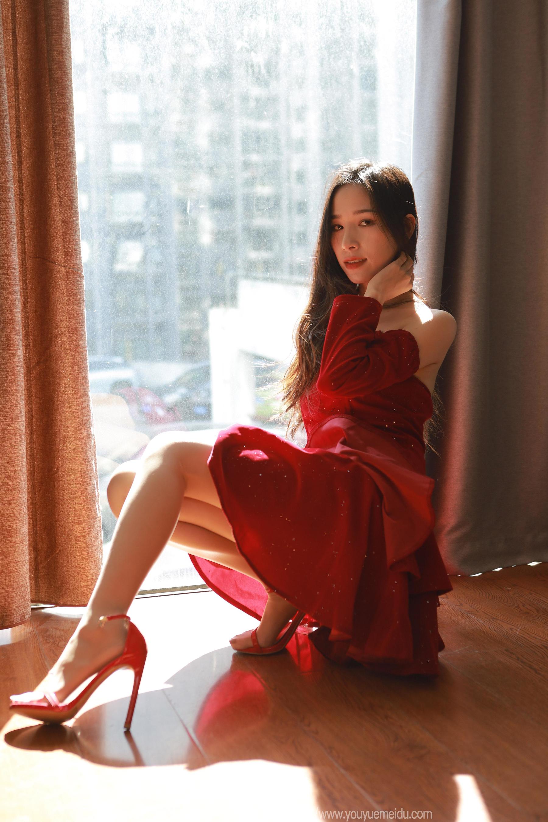 IESS异思趣向 - 模特： 美子 《美女阳光浴》