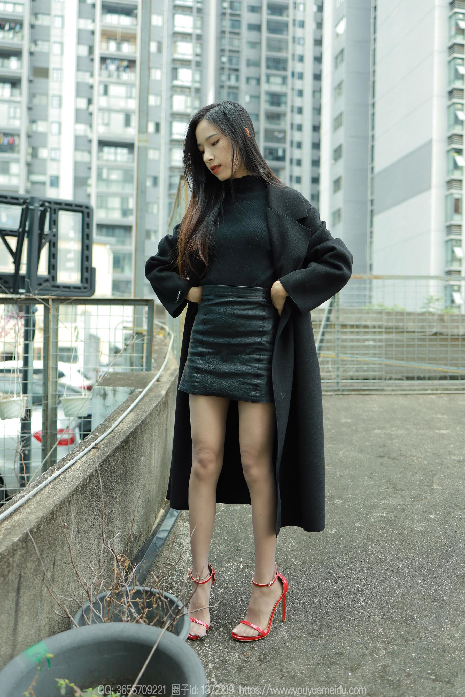 IESS异思趣向 - 模特： 美子 《黑衣园丁》