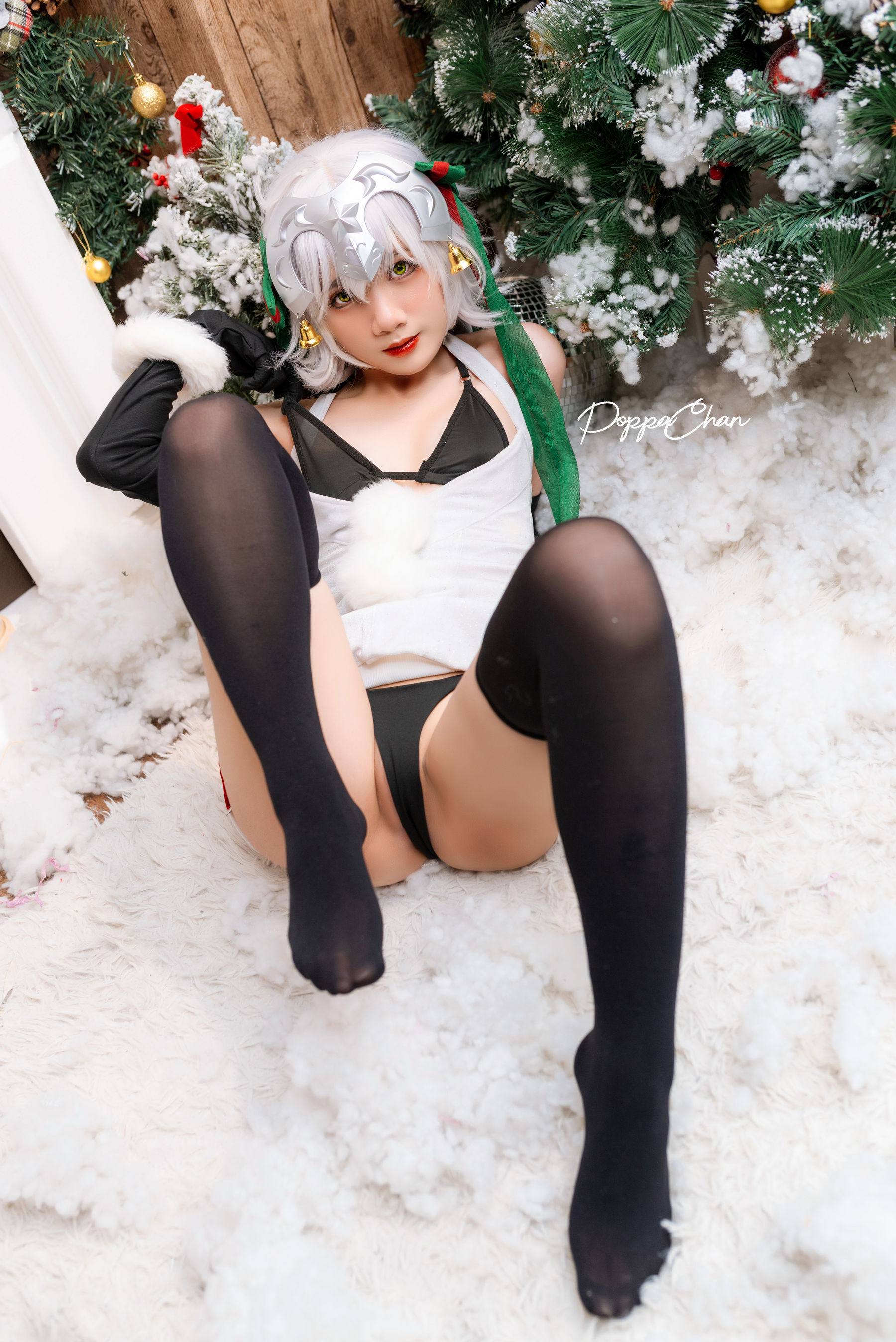 PoppaChan - Jeanne D\'arc Alter Santa Lily