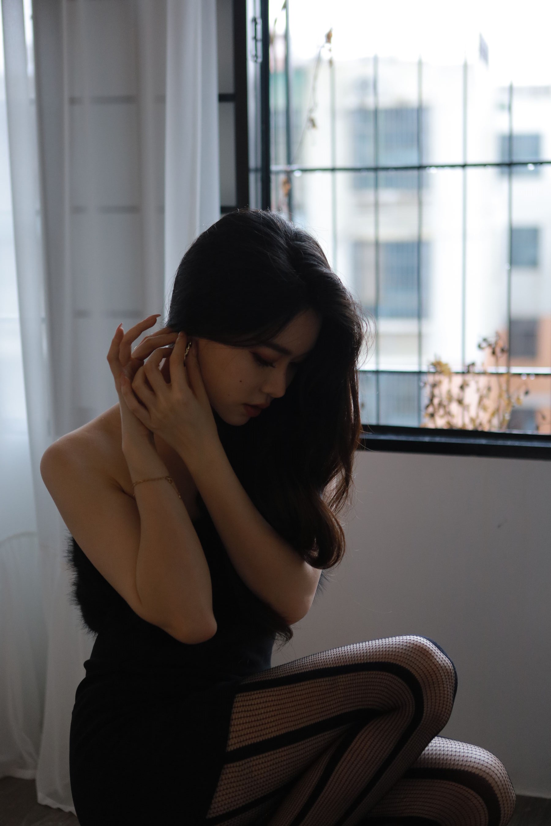 Sia不吃鱼 - 虾线黑丝