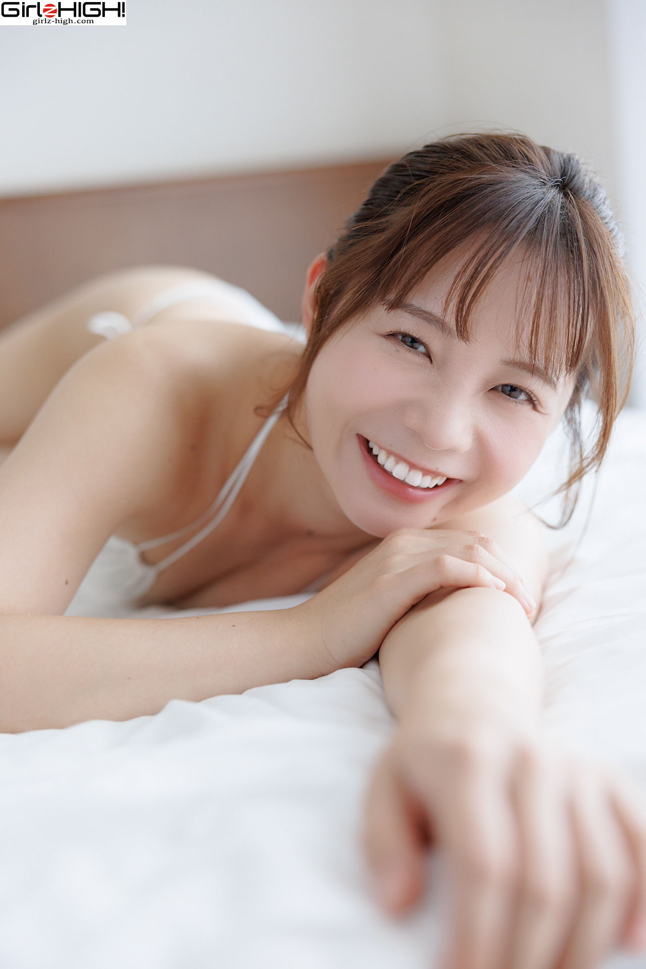 [Girlz-High] MANA 真奈 - bfaa_097_002
