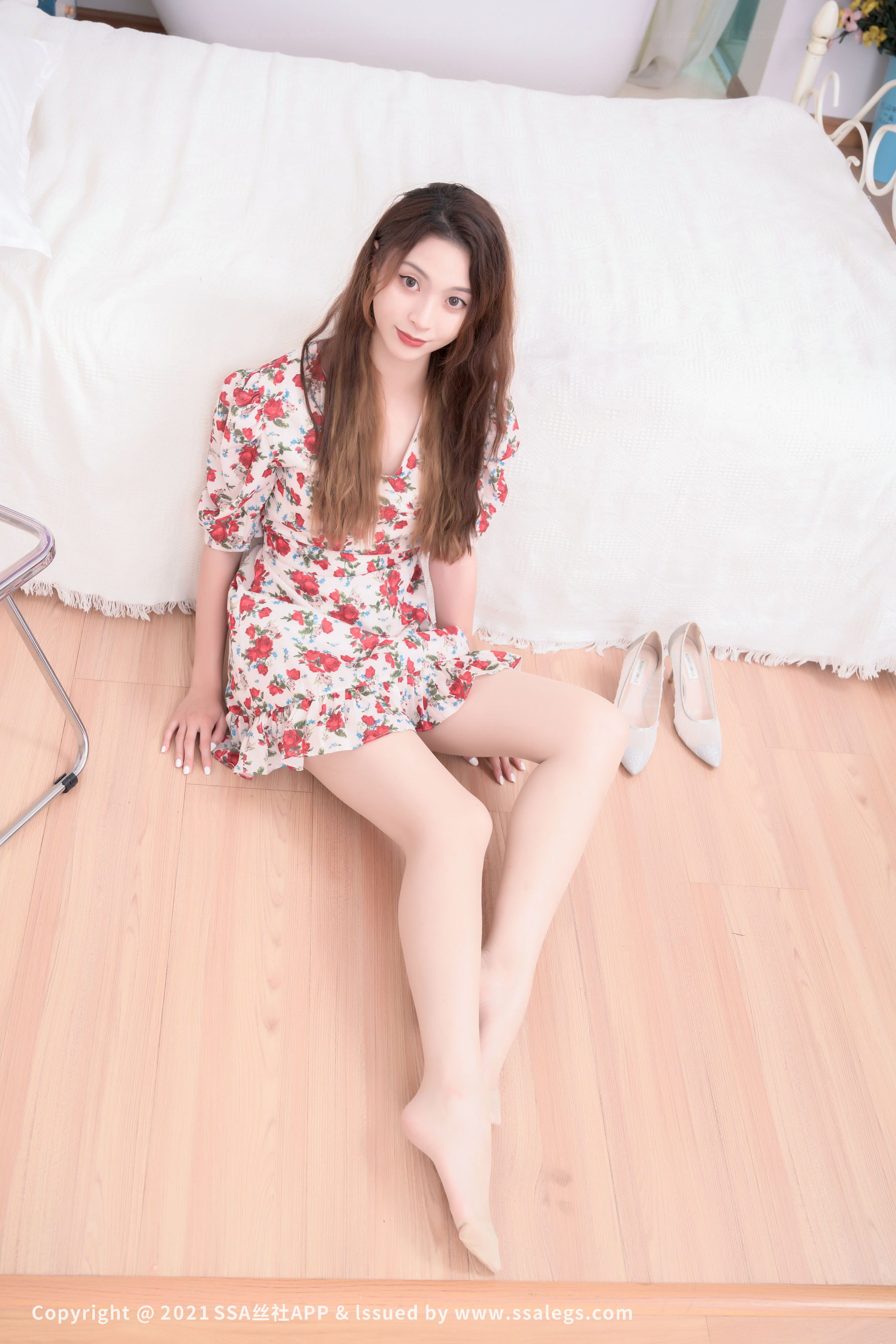 [SSA丝社]超清写真 No.799 模特 琦琦 的浪莎丝袜玉足写真（下）