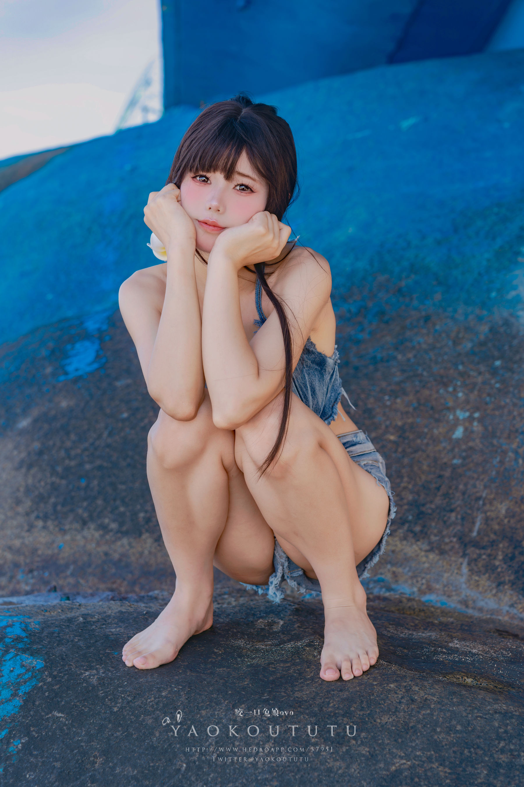 咬一口兔娘 - 海の夏日