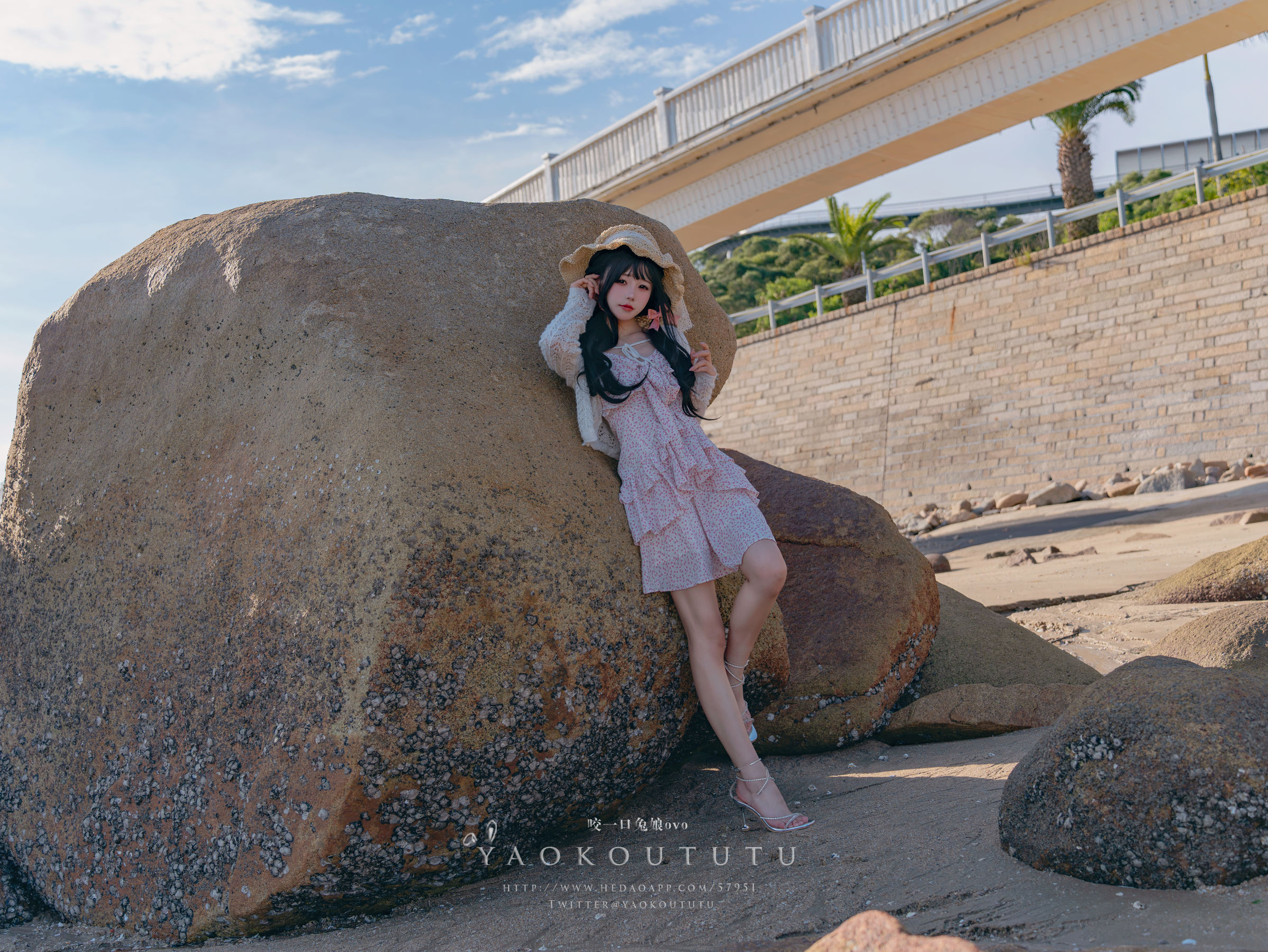 咬一口兔娘 - 邻家小妹
