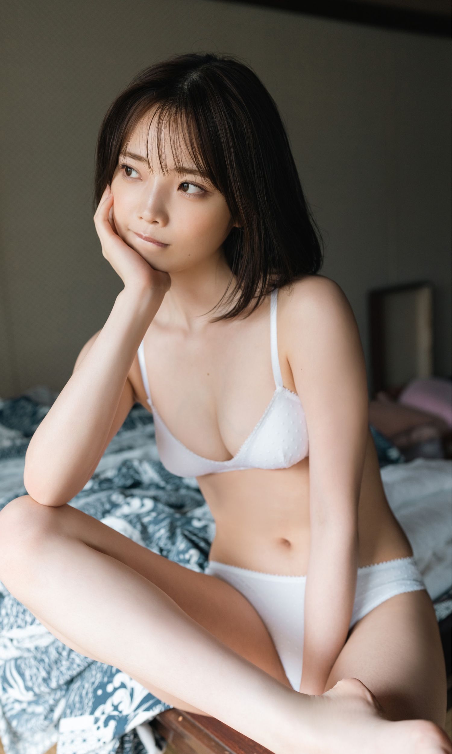新谷姫加 写真集「GIFT」