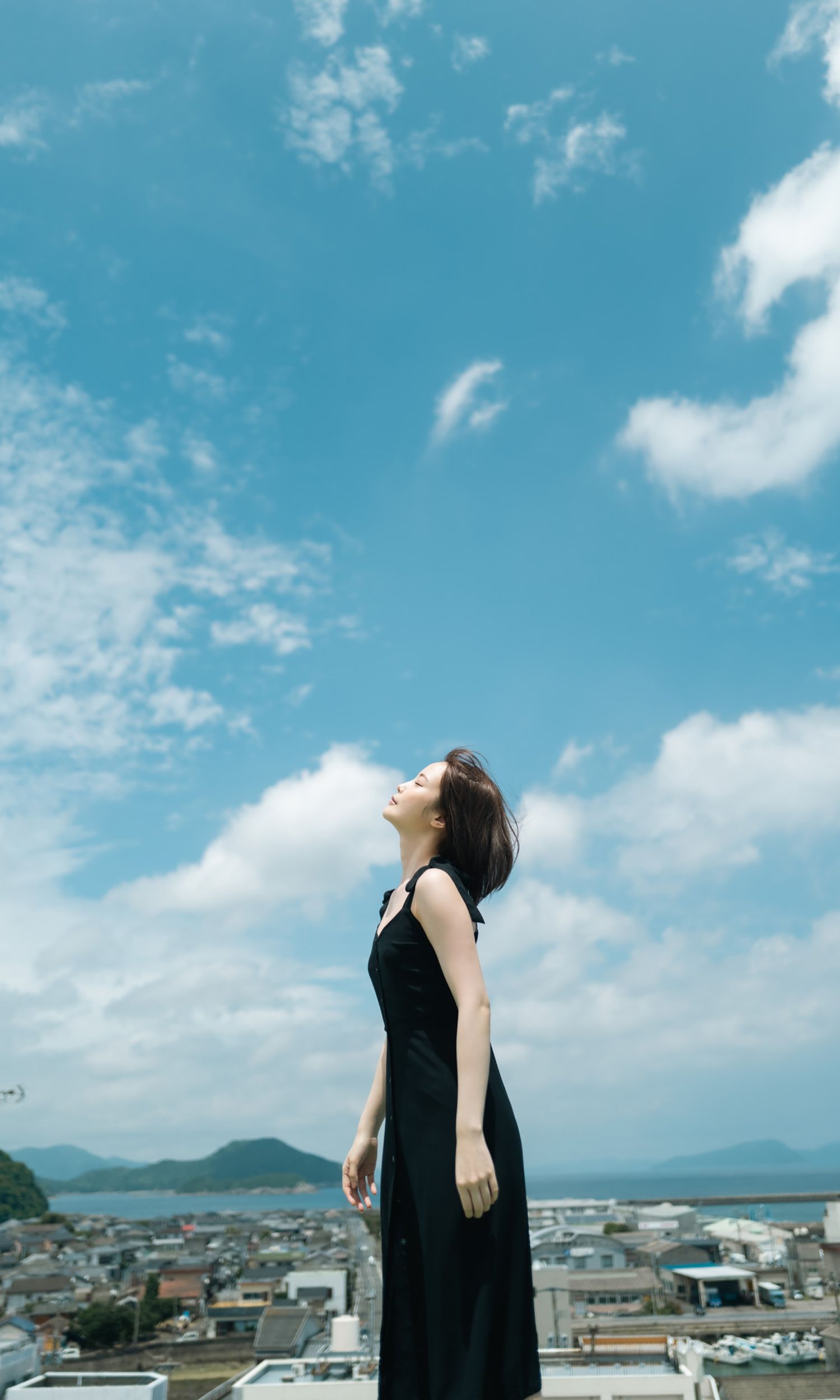 新谷姫加 写真集「GIFT」