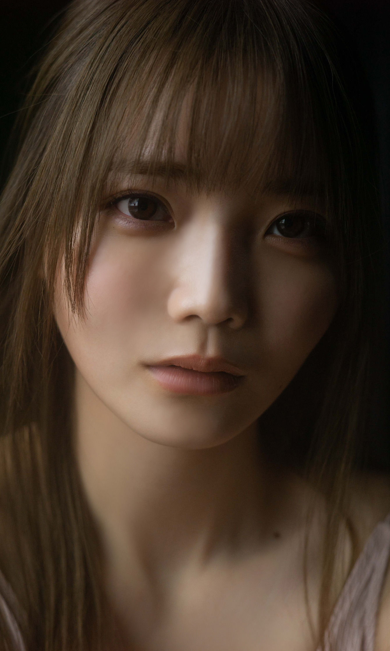 新谷姫加 写真集「イグニッション」