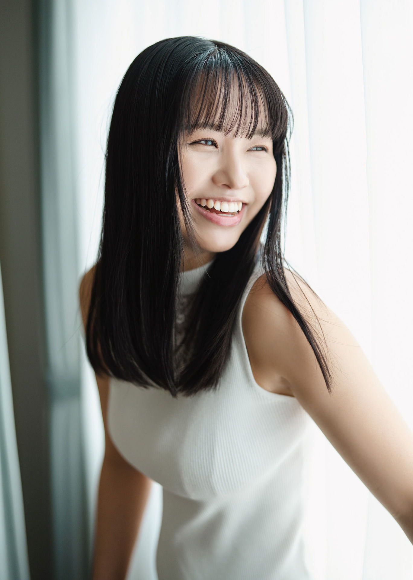 本郷柚巴「Innocent Smile」