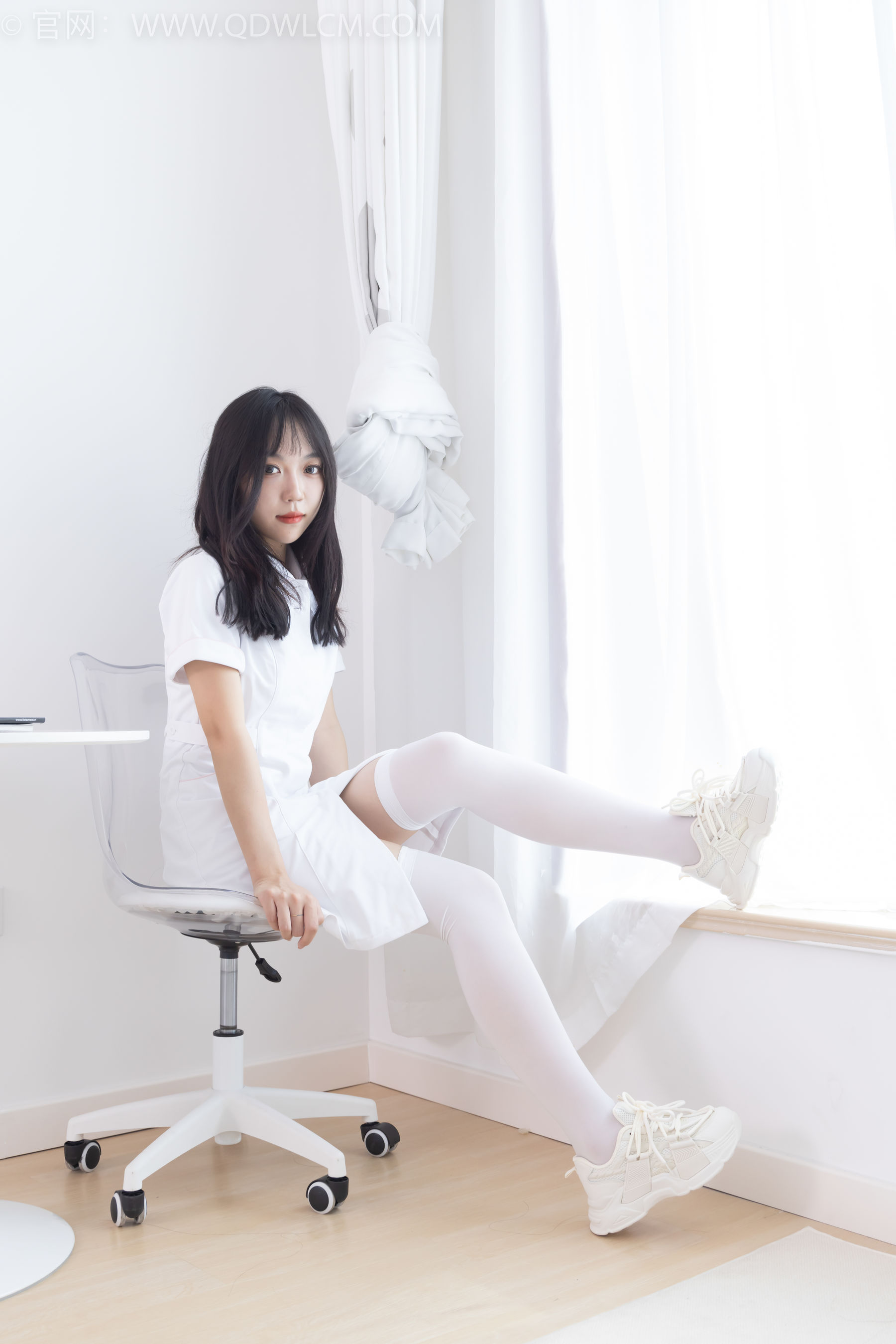 物恋传媒 No.1767 纱纱 -小白鸽