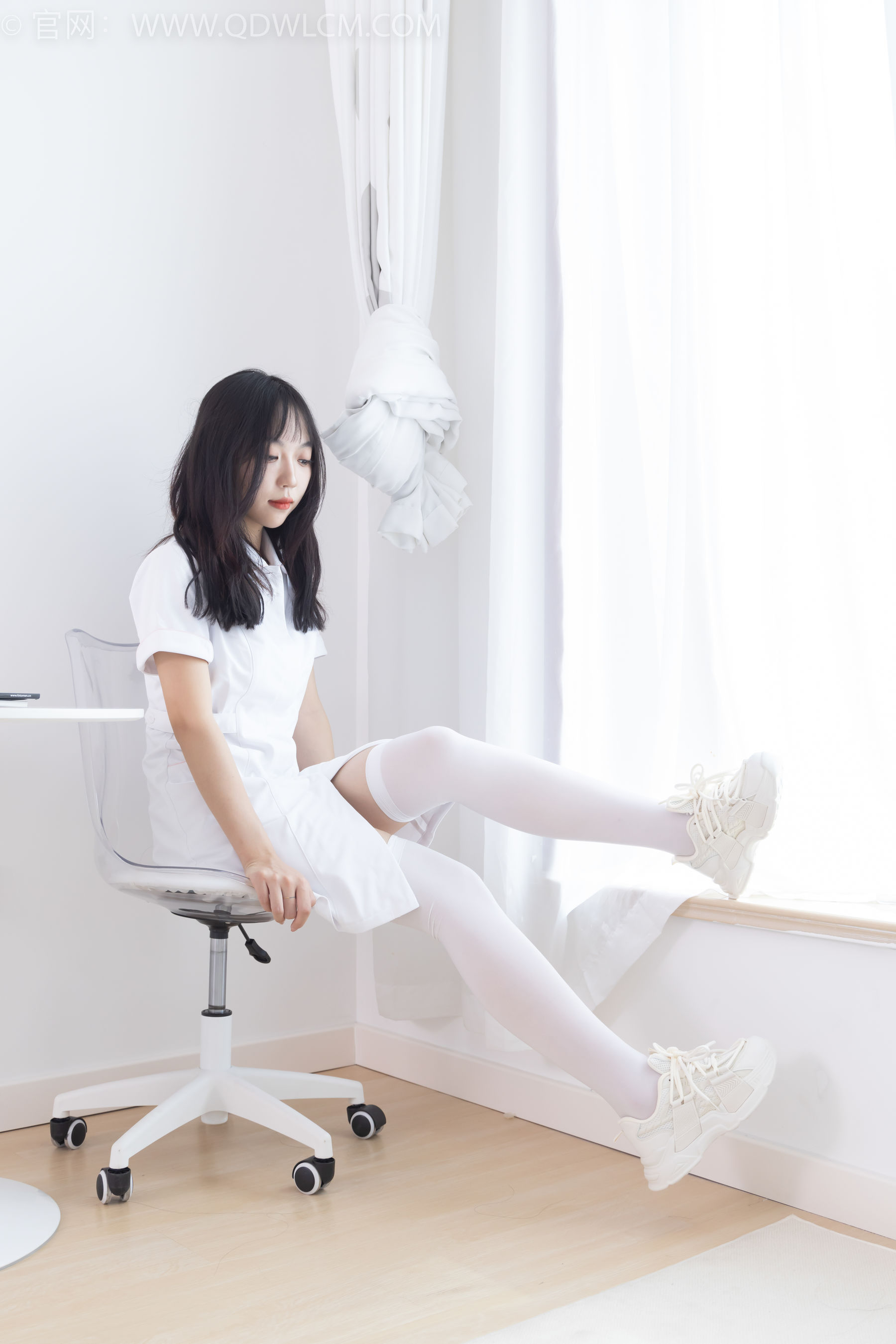 物恋传媒 No.1767 纱纱 -小白鸽