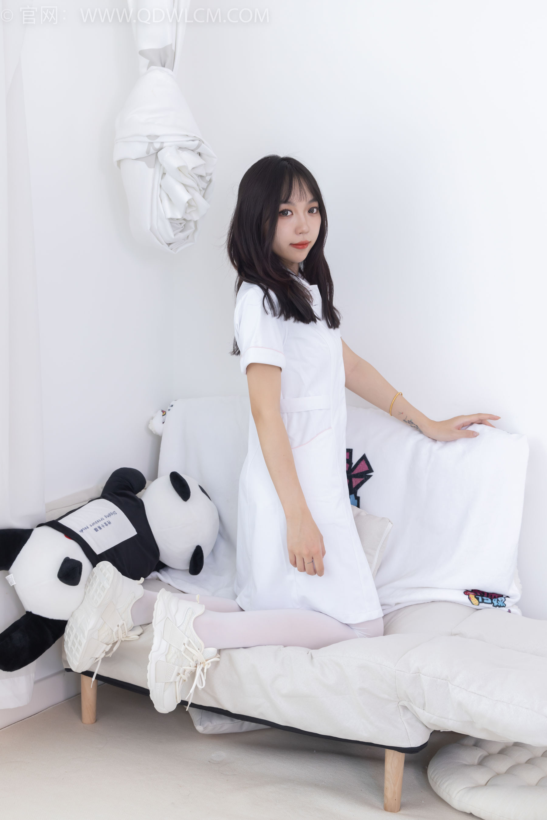 物恋传媒 No.1767 纱纱 -小白鸽