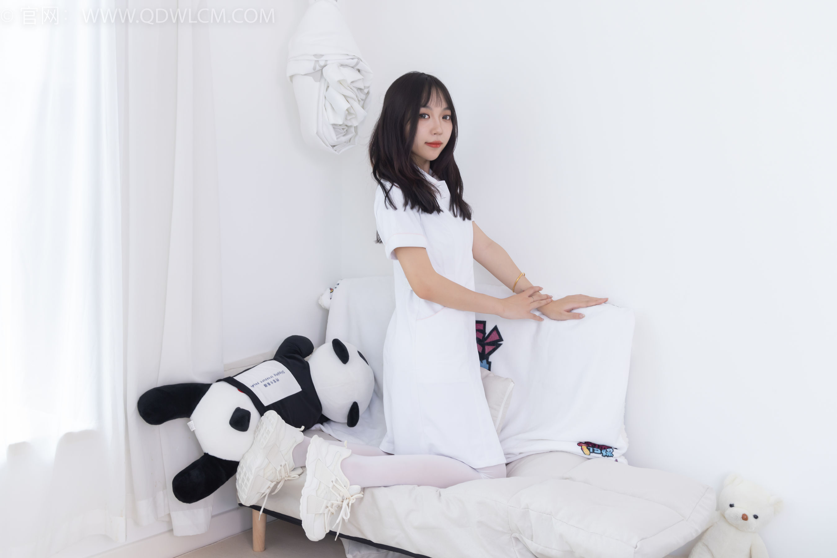 物恋传媒 No.1767 纱纱 -小白鸽