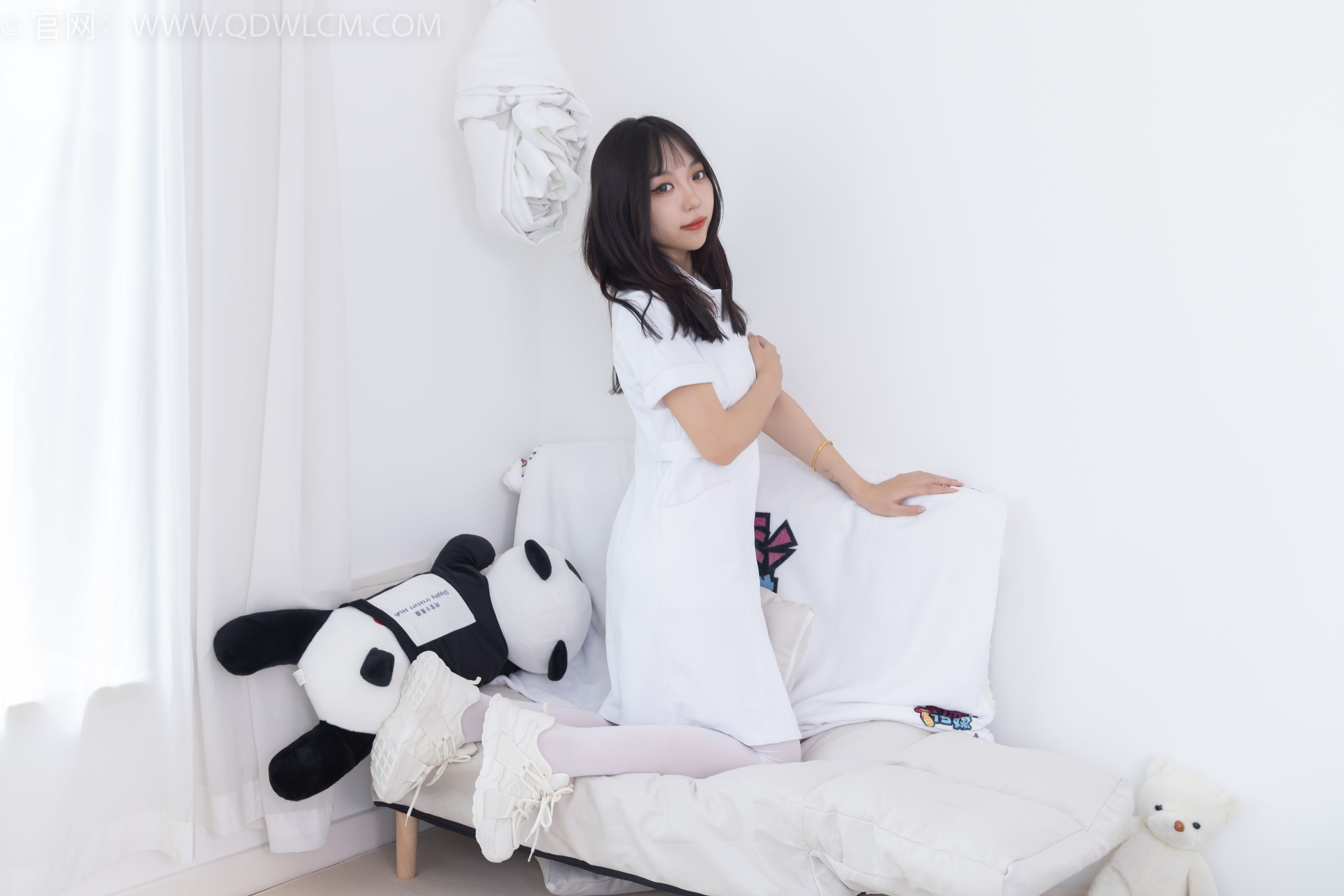 物恋传媒 No.1767 纱纱 -小白鸽