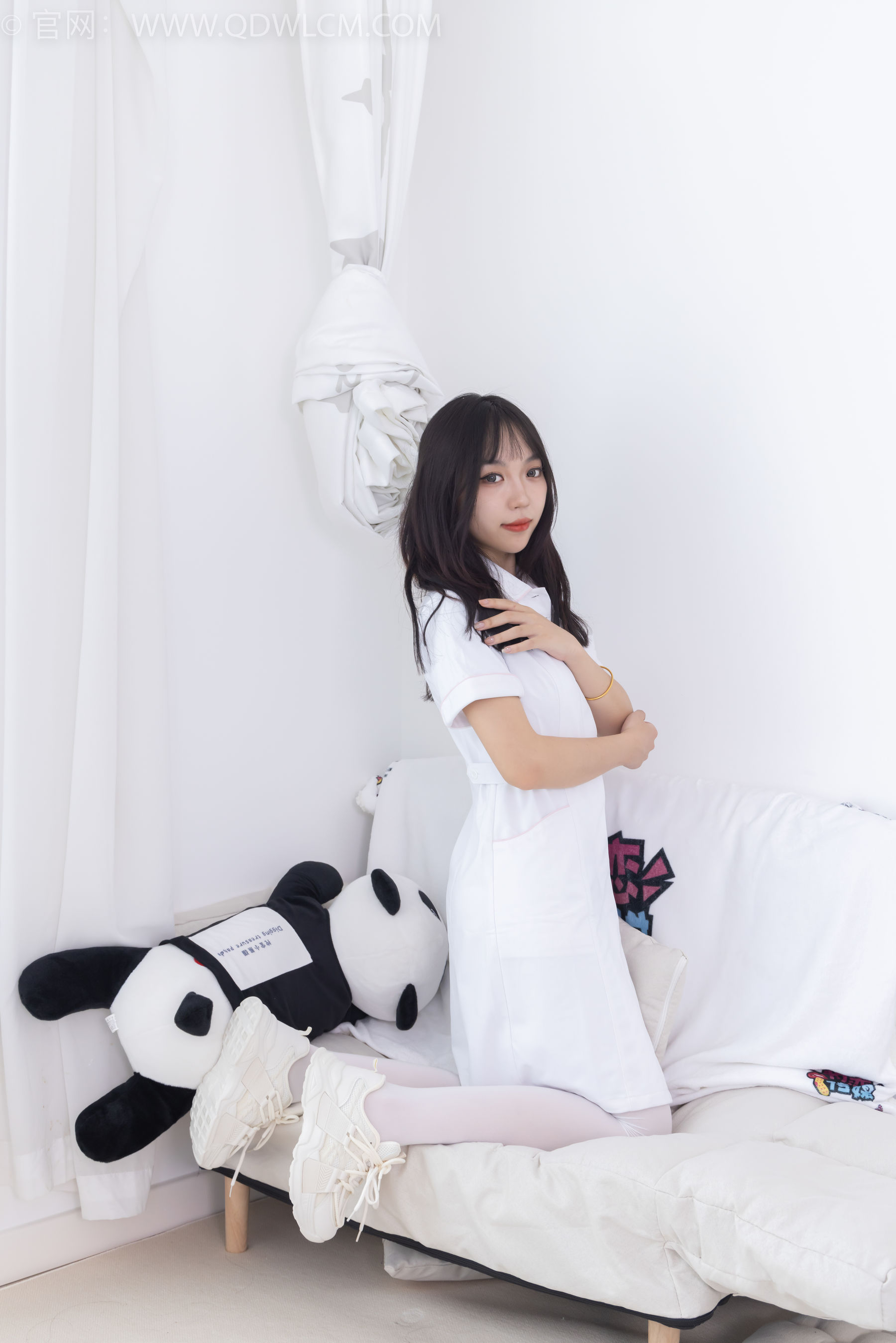 物恋传媒 No.1767 纱纱 -小白鸽