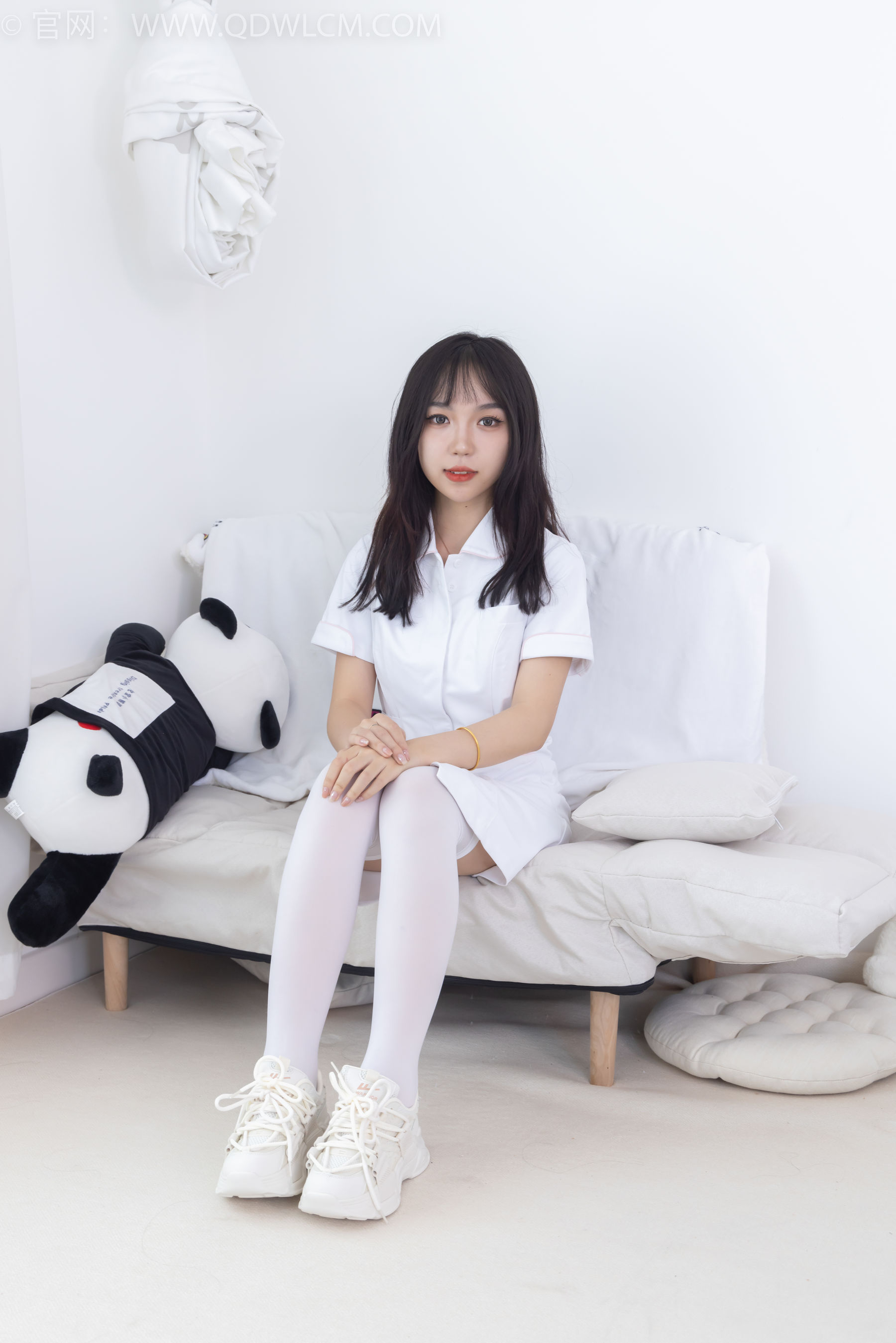 物恋传媒 No.1767 纱纱 -小白鸽