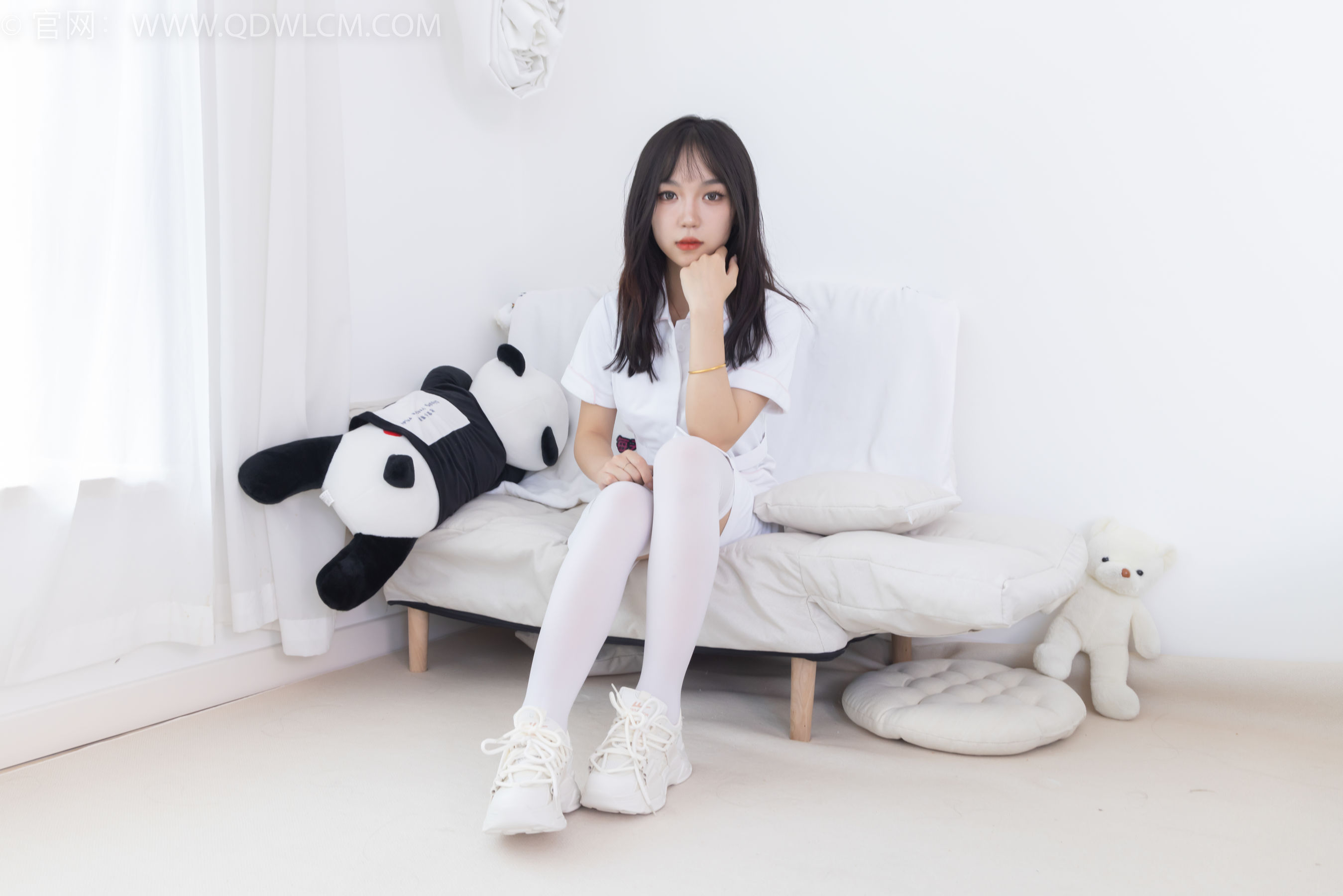 物恋传媒 No.1767 纱纱 -小白鸽