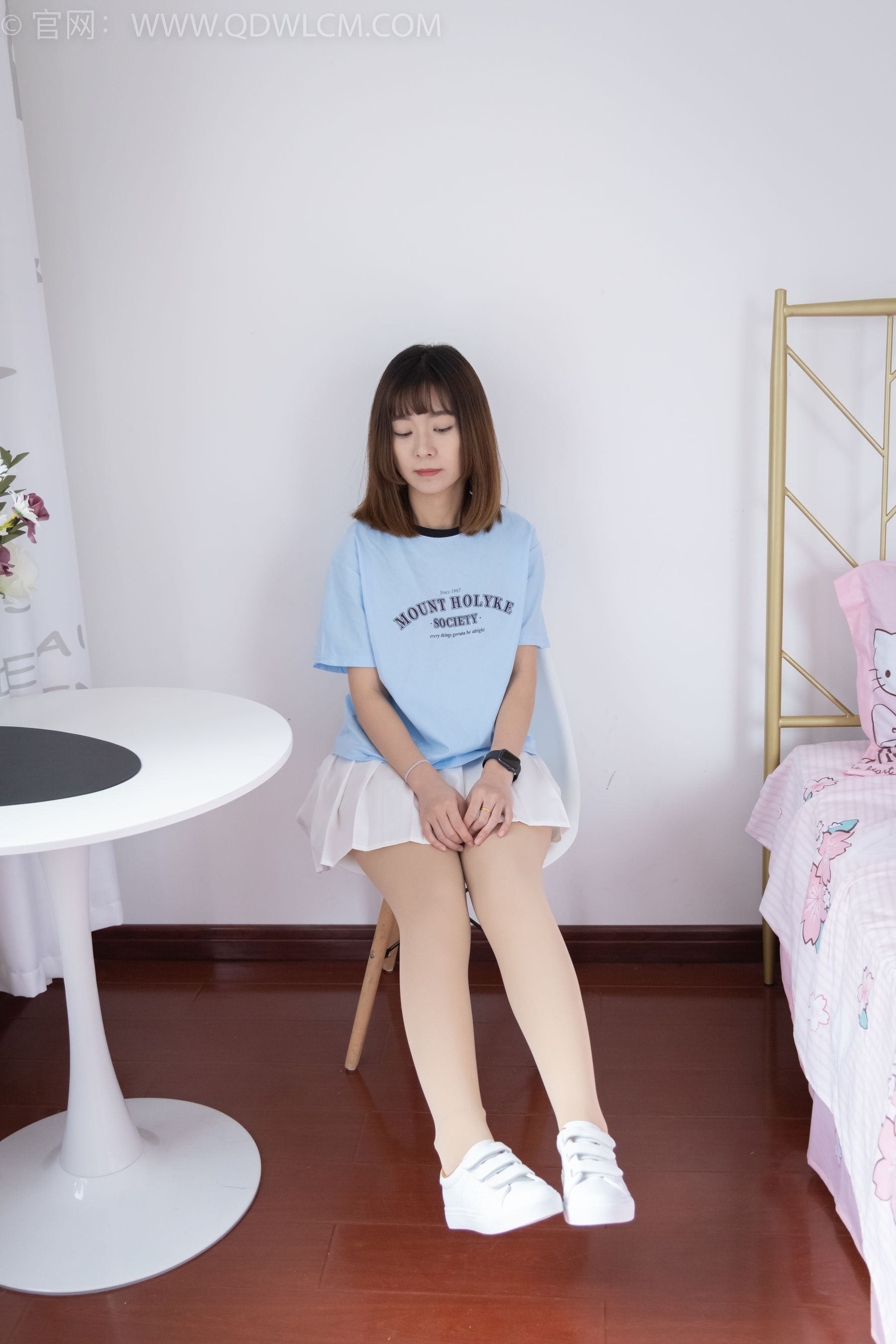 物恋传媒 No.1768 婷婷 -漫长黑夜