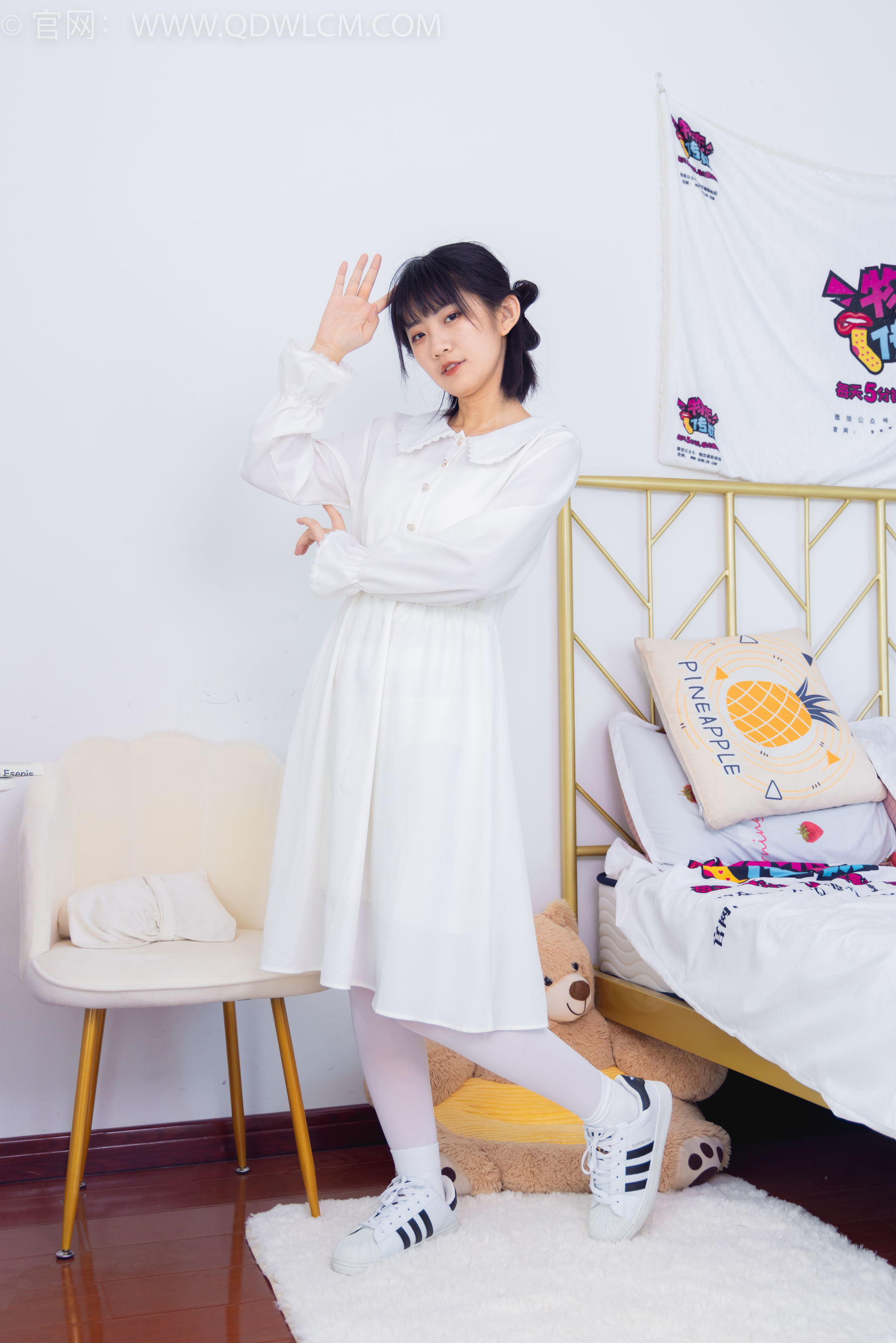 物恋传媒 No.1770 暗月 -短暂的美好