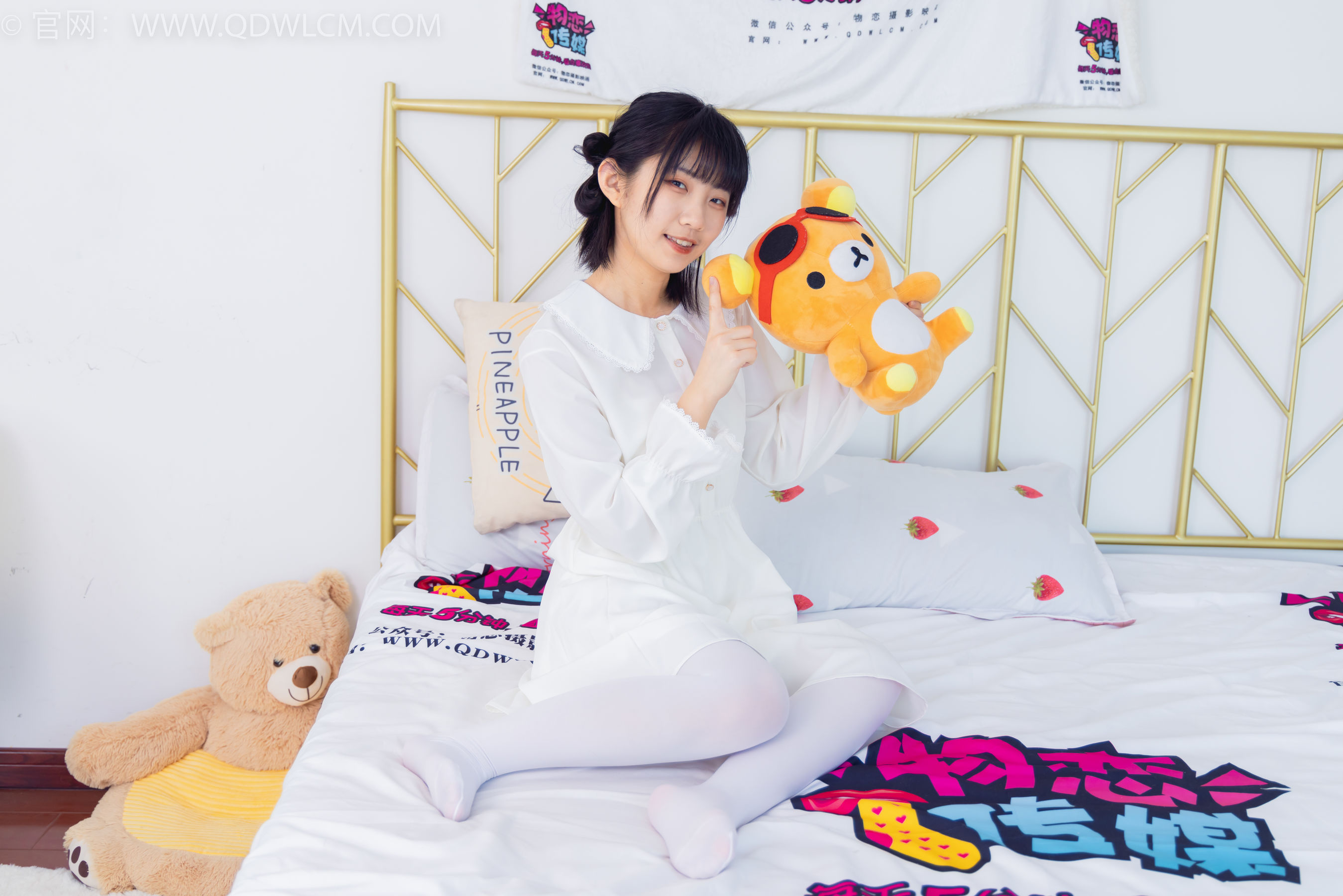 物恋传媒 No.1770 暗月 -短暂的美好